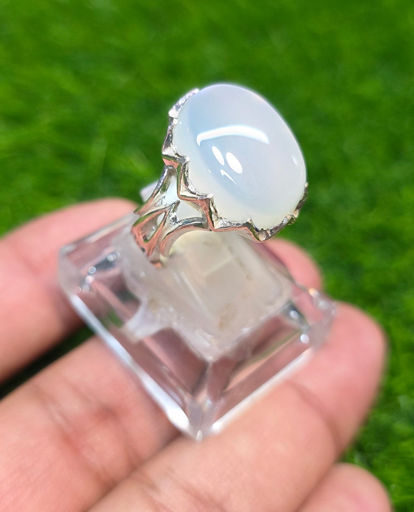 Premium Quality White Aqeeq Ring
