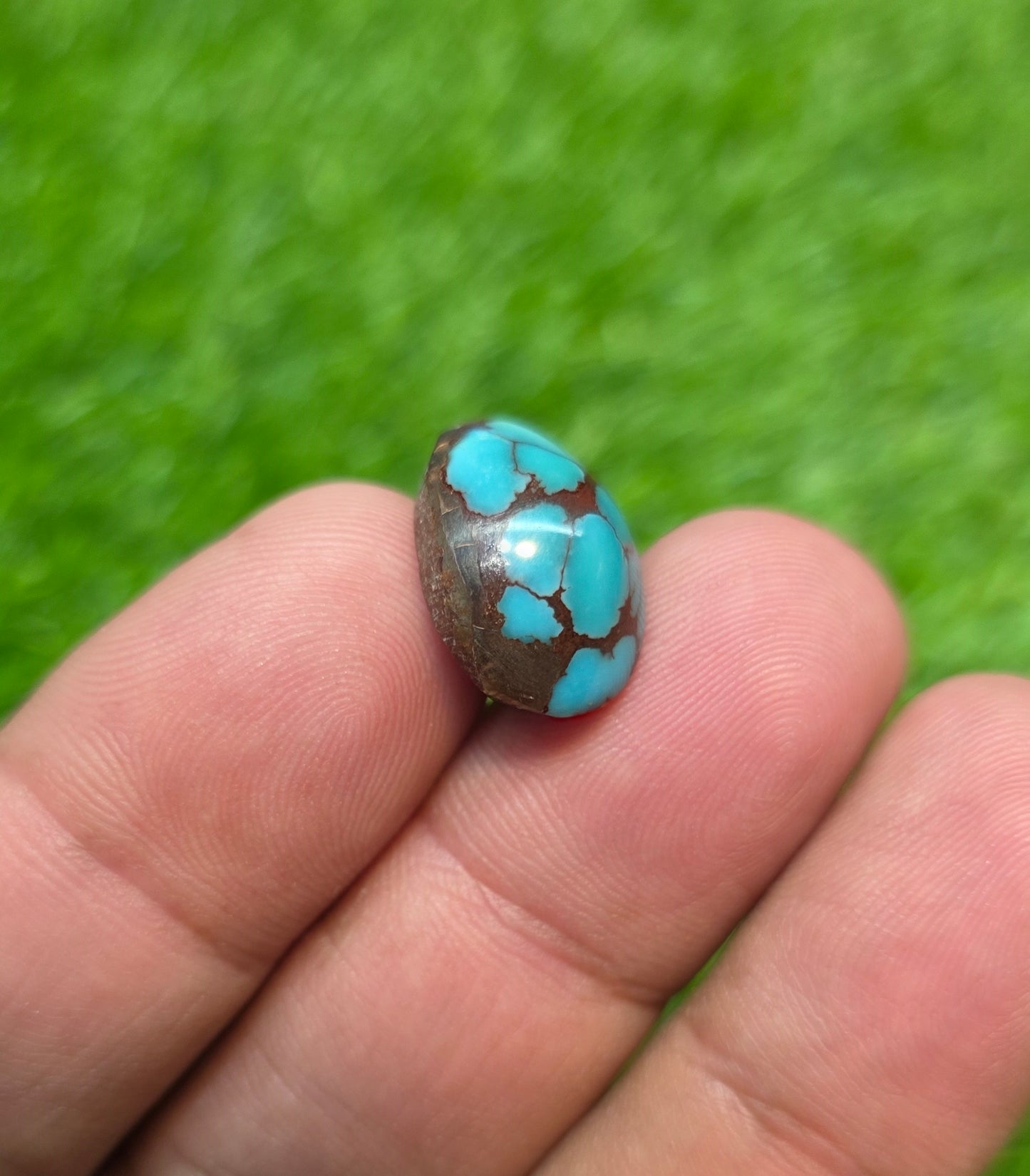 Premium Quality Spider Feroza Stone