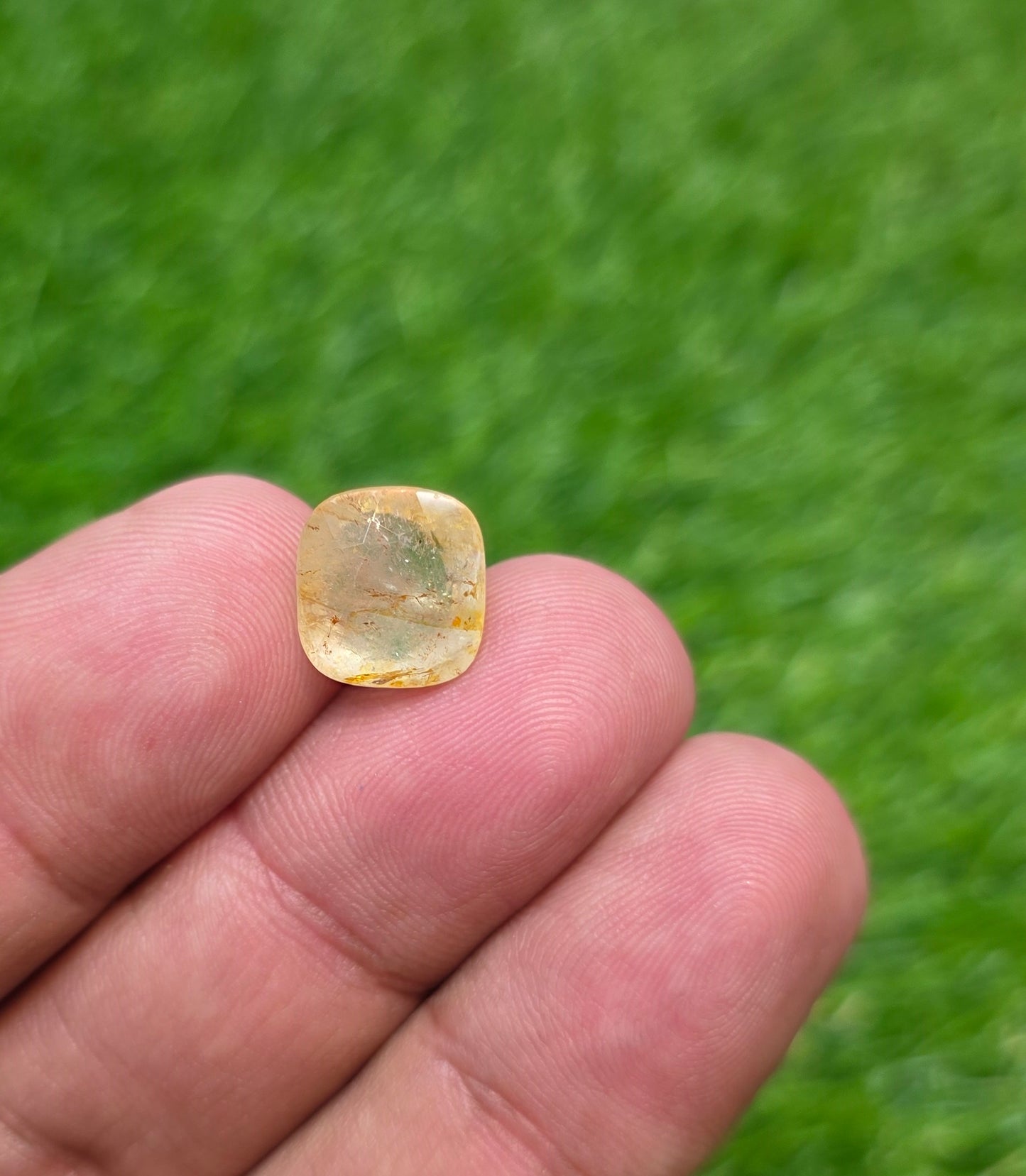 Premium Quality Ceylon Topaz Stone