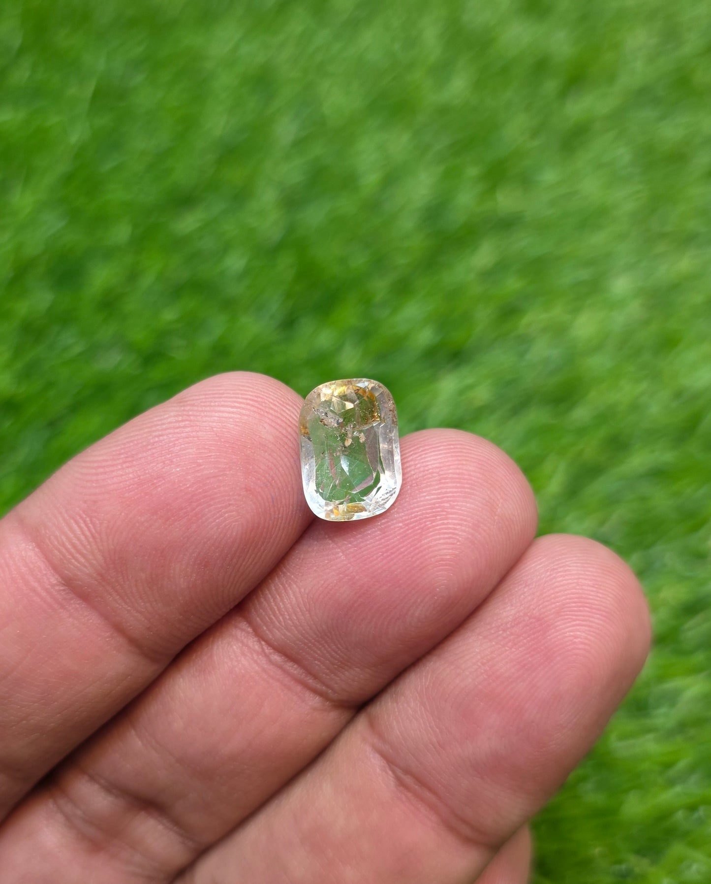 Premium Quality Ceylon Topaz Stone