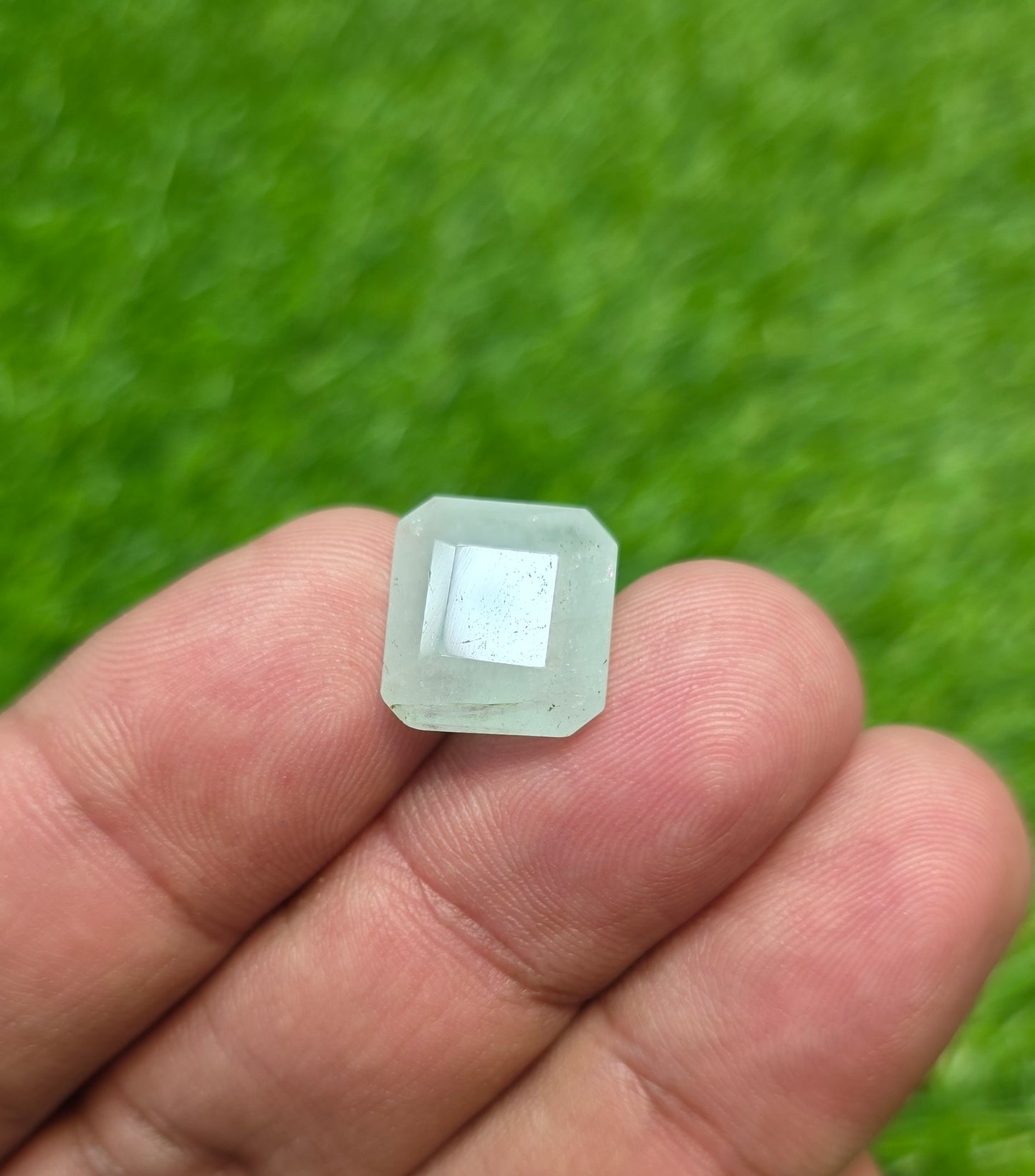 Premium Quality Aquamarine Stone