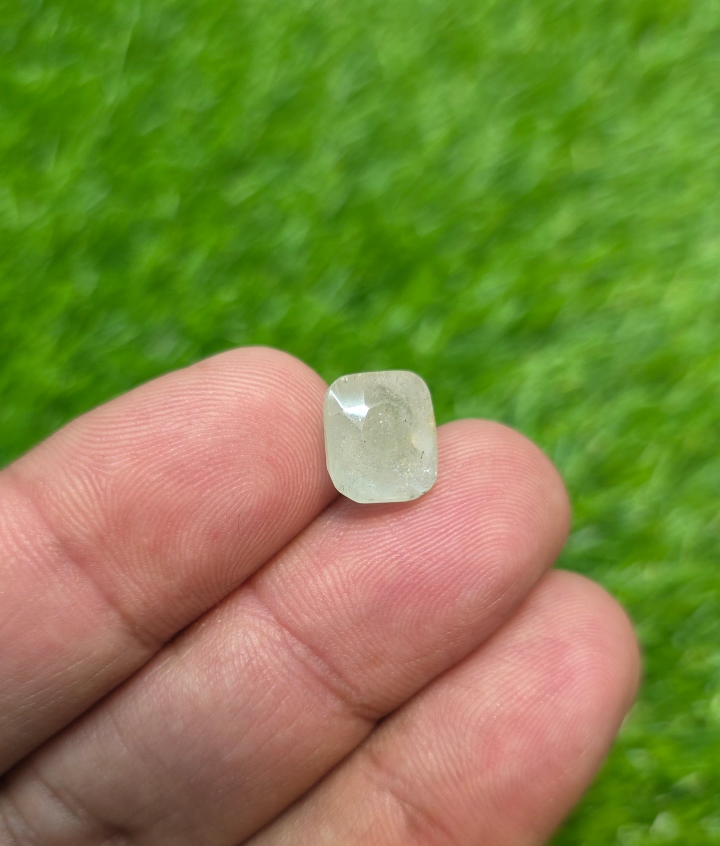 Premium Quality Aquamarine Stone