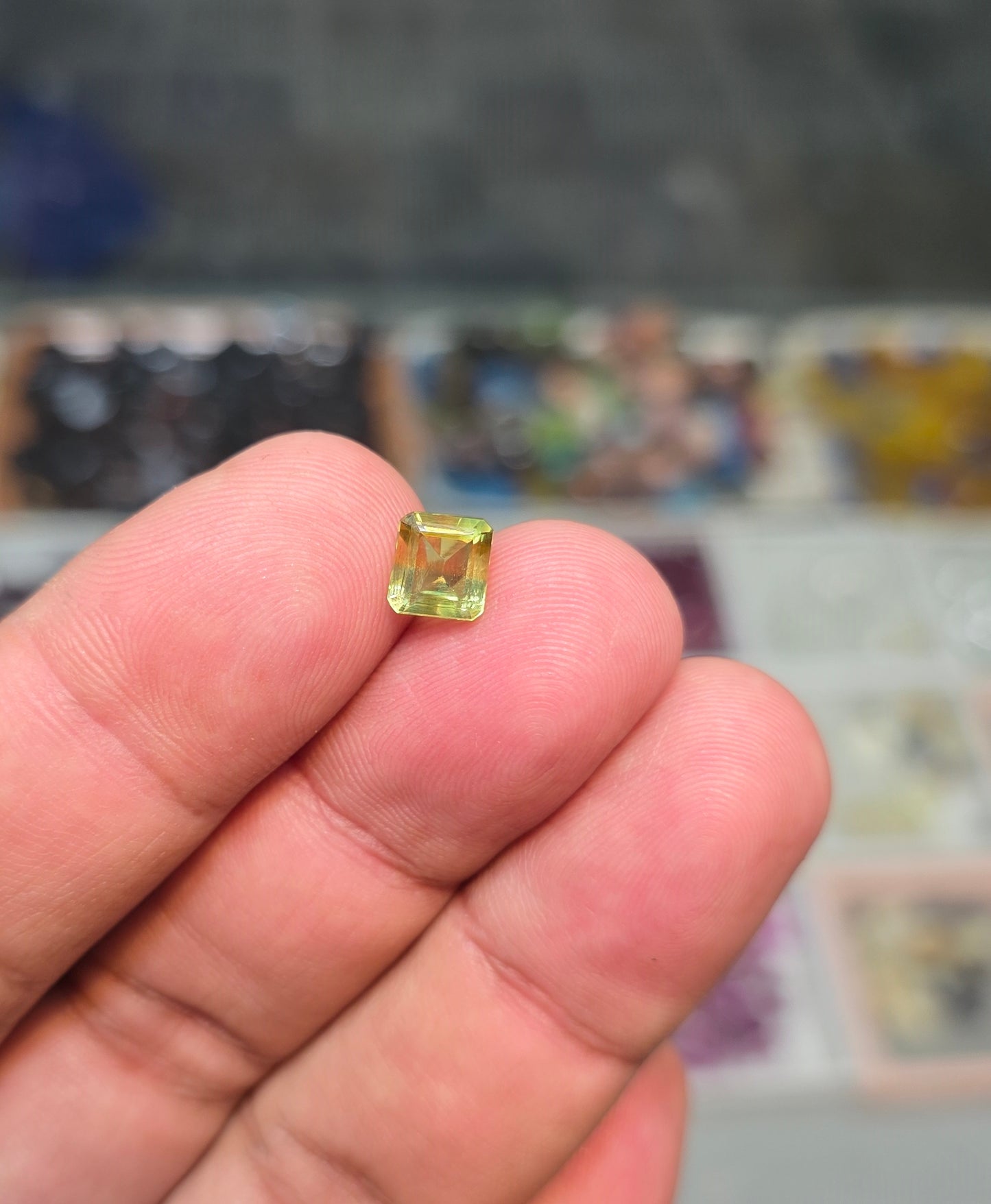 Premium Quality Bi Color Stone