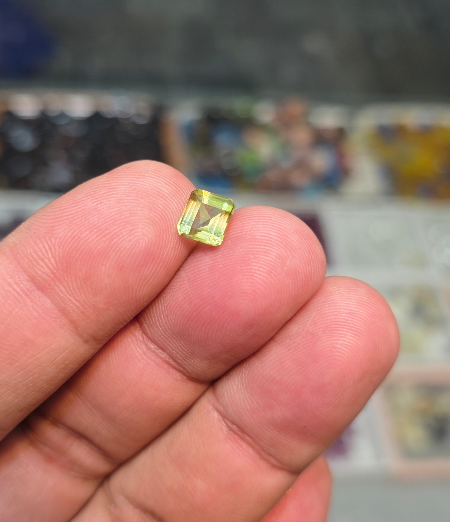Premium Quality Bi Color Stone