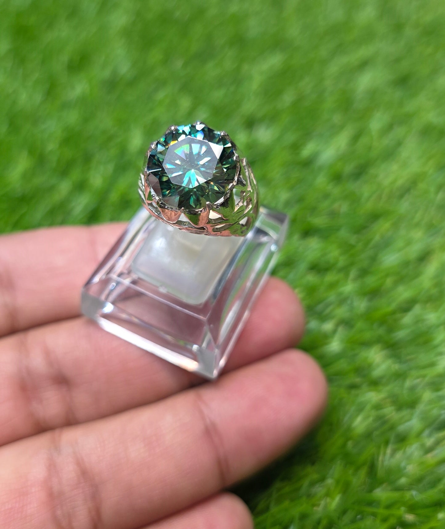 Premium Quality Green Moissanite Ring