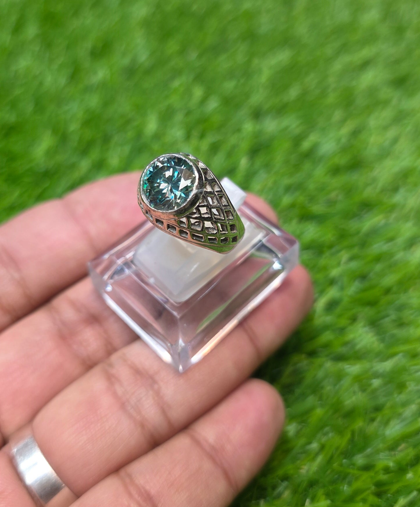 Premium Quality Green Moissanite Ring