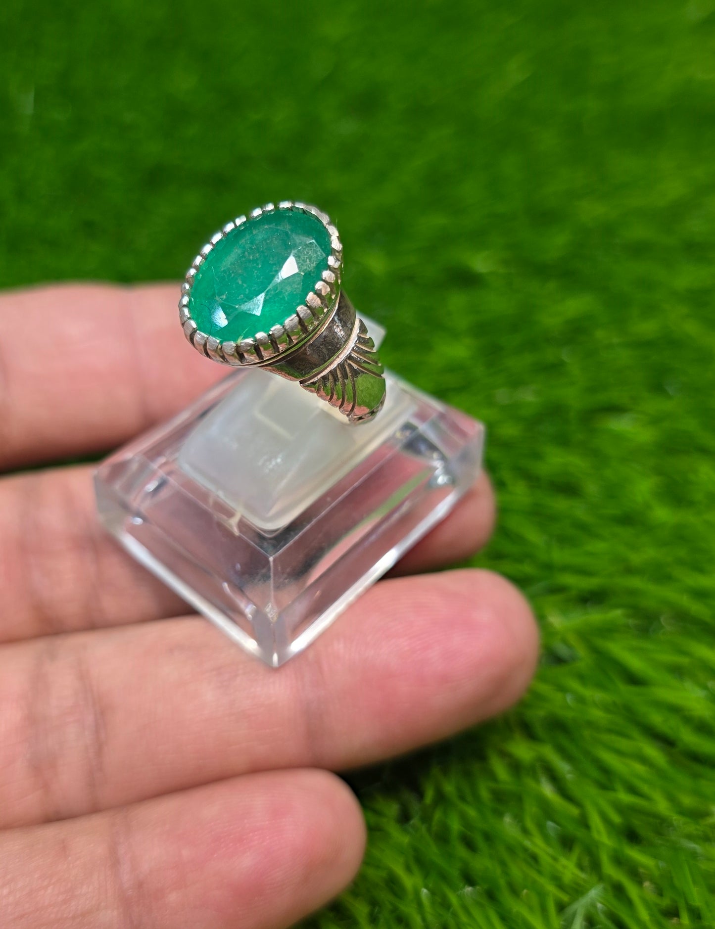 Premium Quality Zambia Zamurd Ring