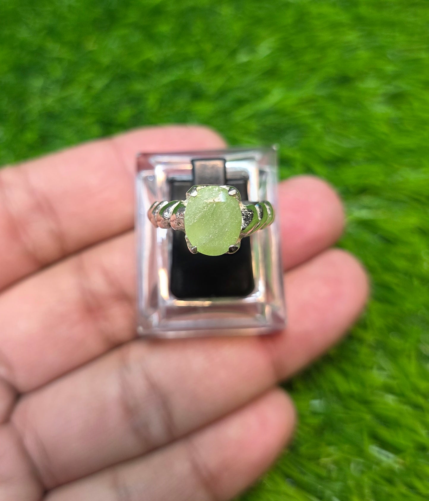Premium Quality Peridot Ring