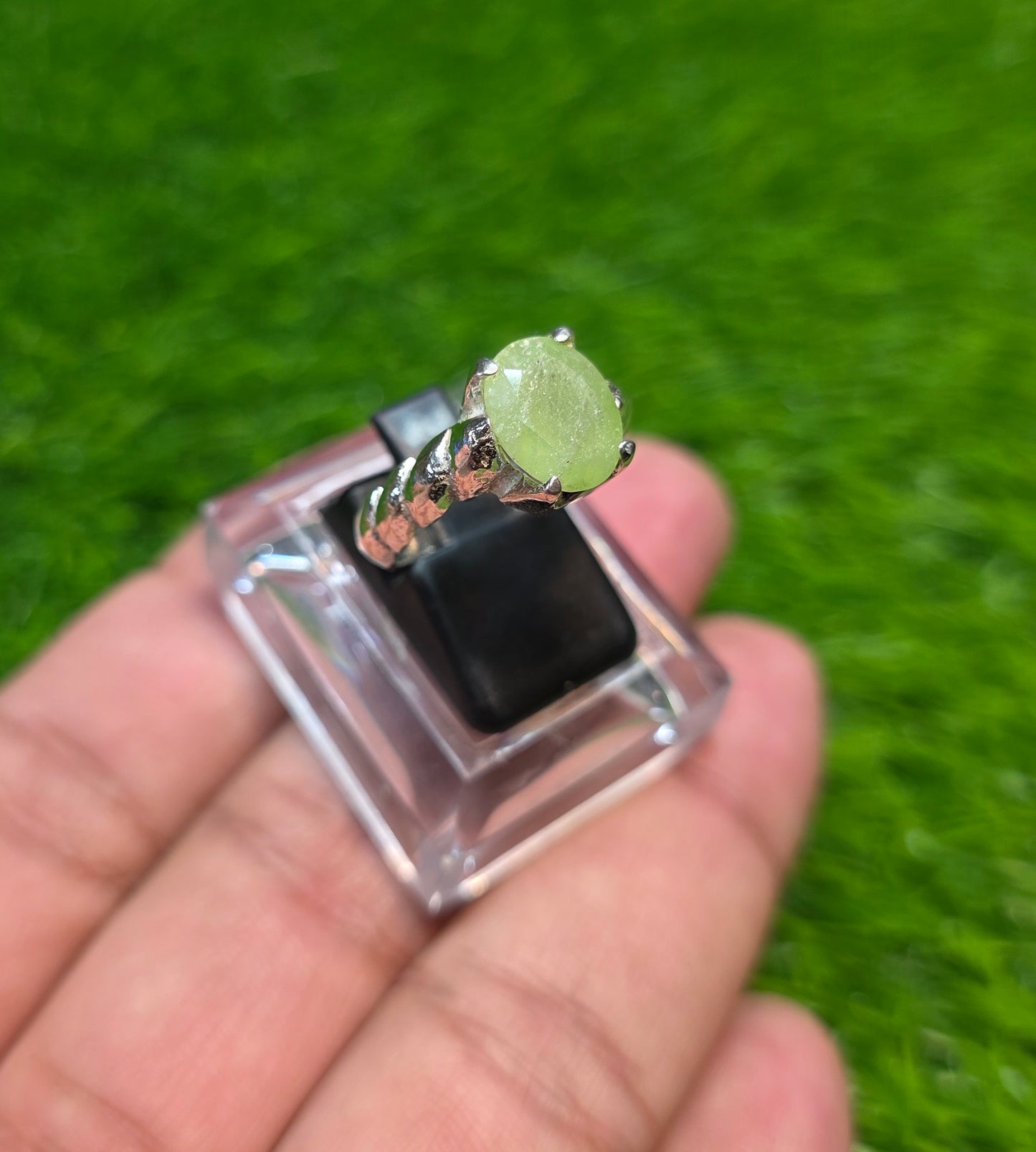 Premium Quality Peridot Ring