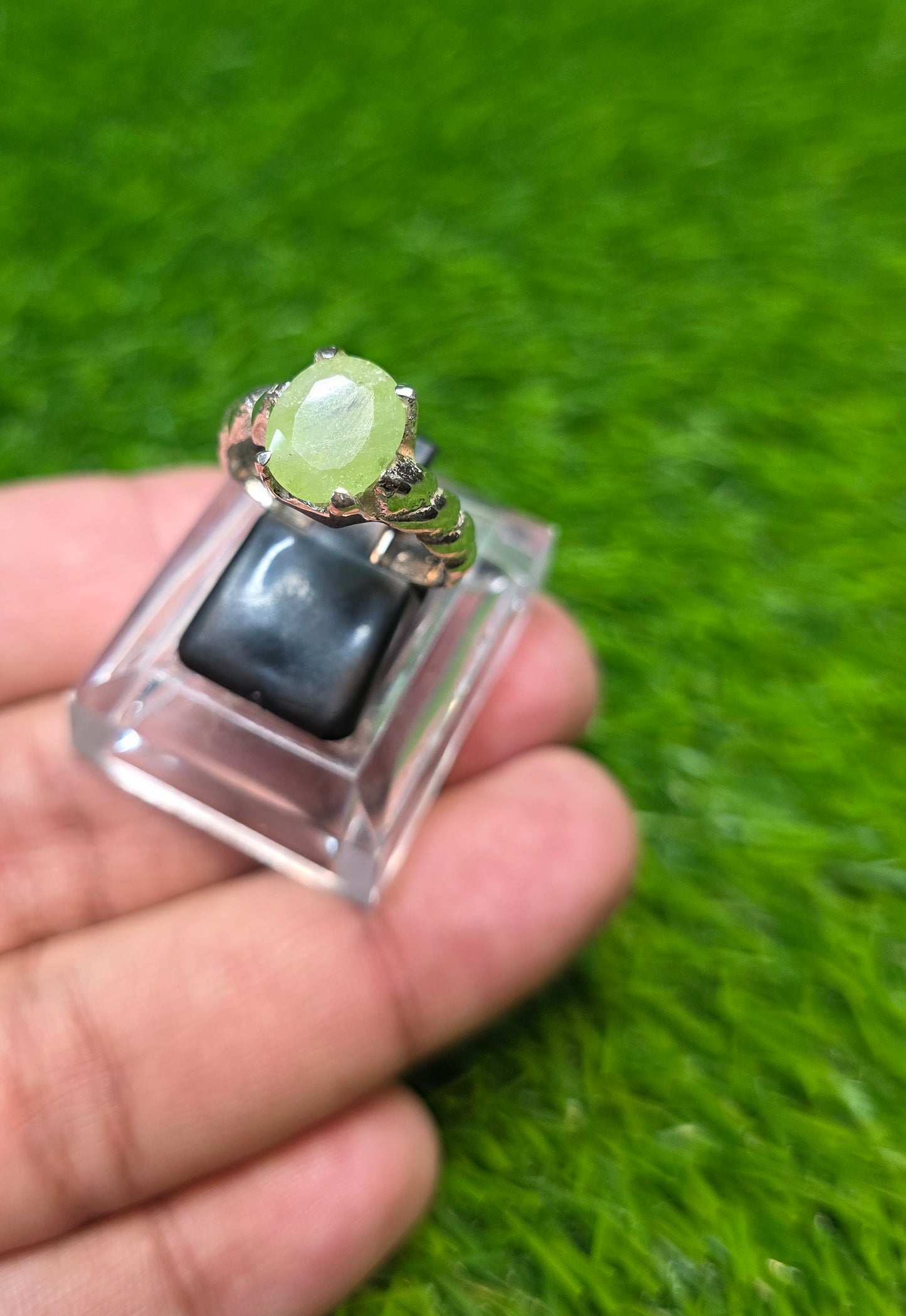 Premium Quality Peridot Ring