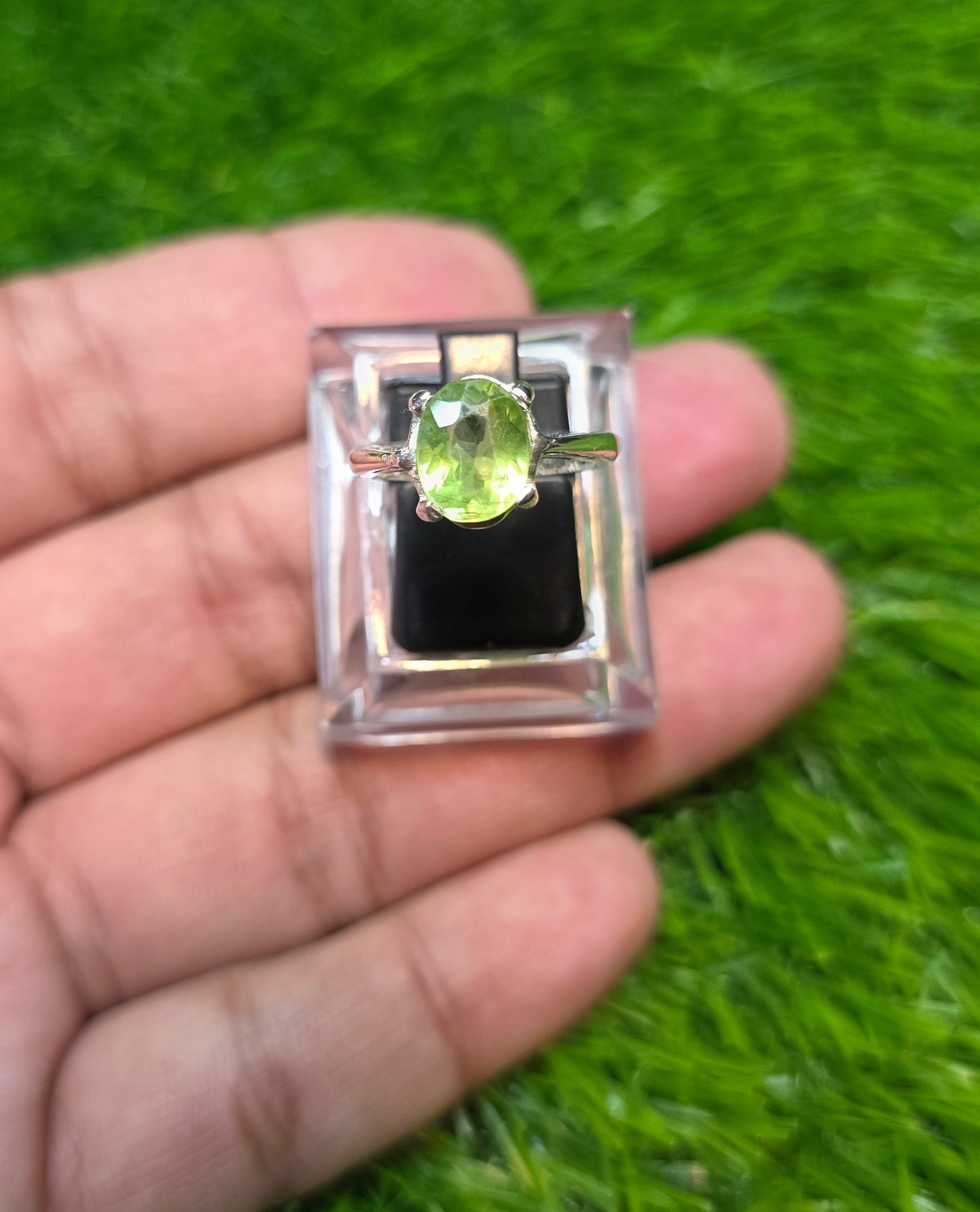 Premium Quality Peridot Ring