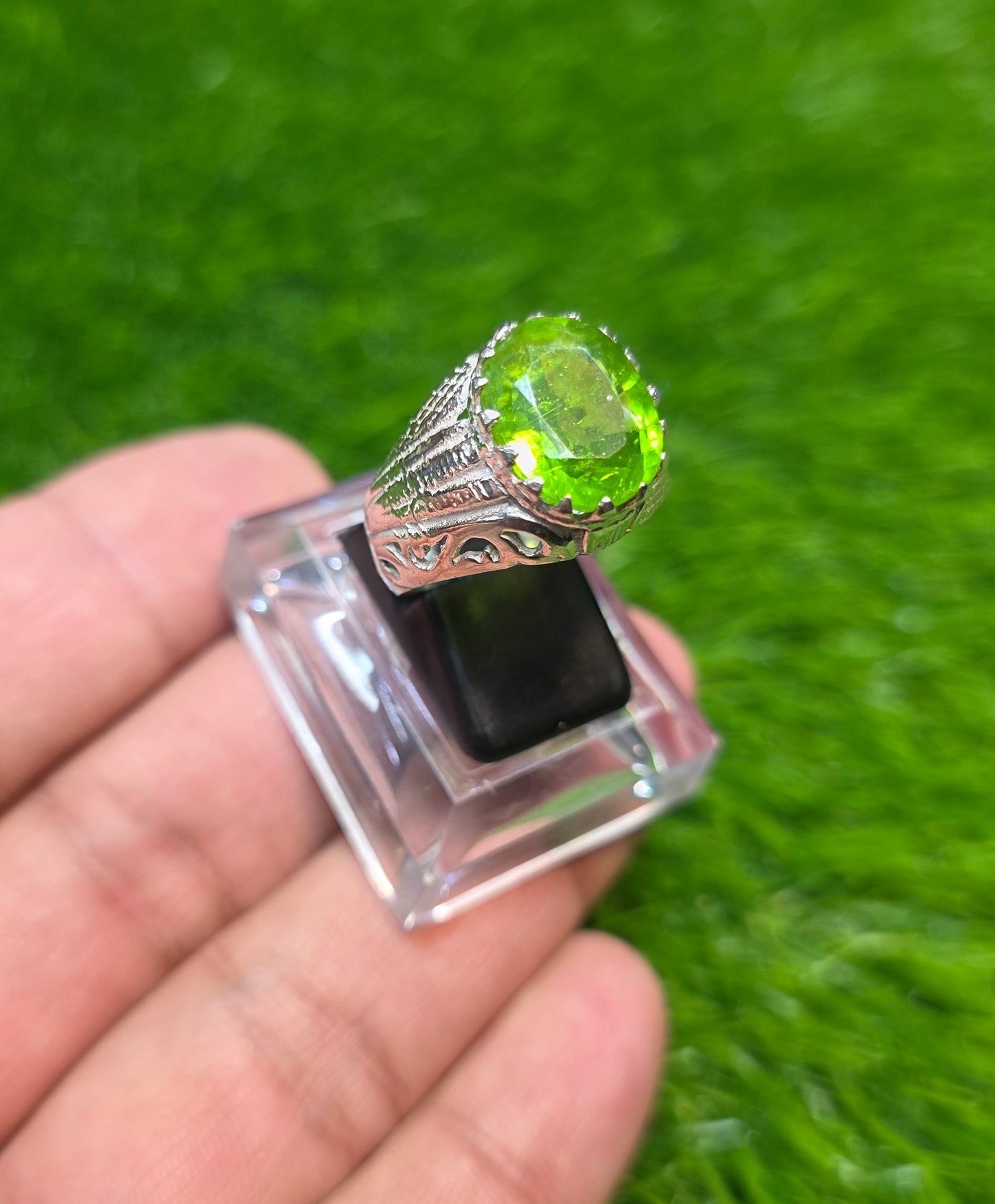 Premium Quality Peridot Ring