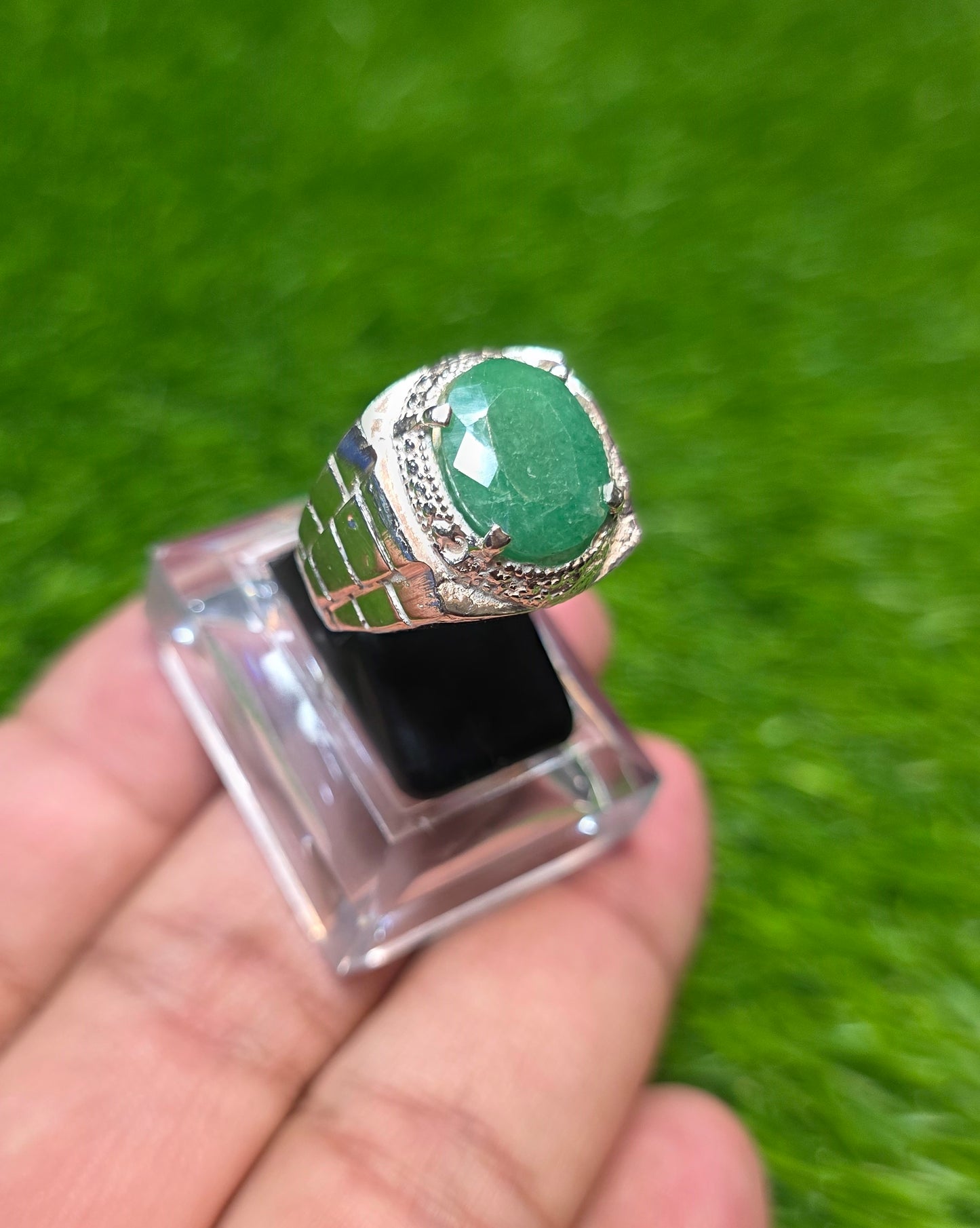 Premium Quality Zamurd Ring