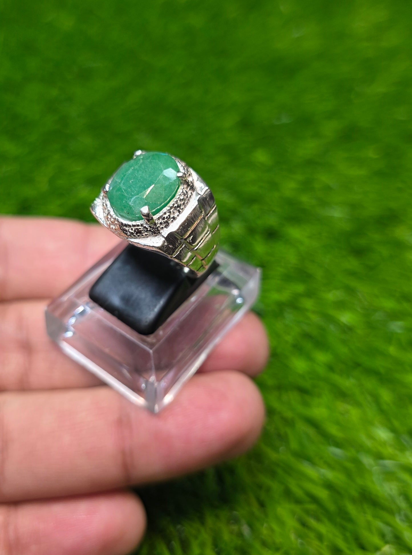 Premium Quality Zamurd Ring