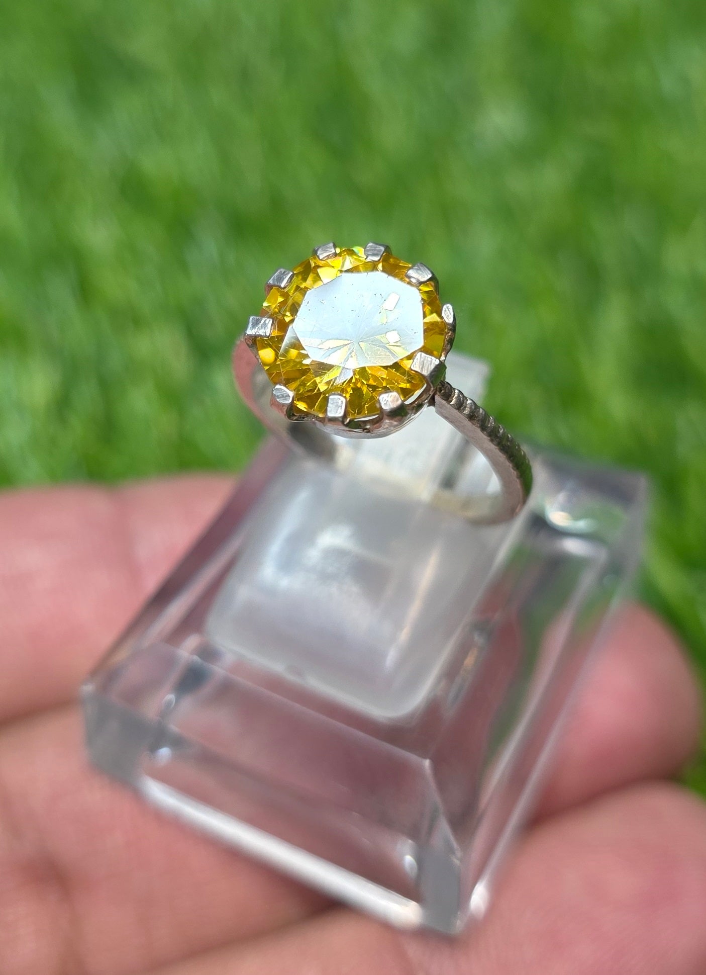 Premium Quality Zircon Ring