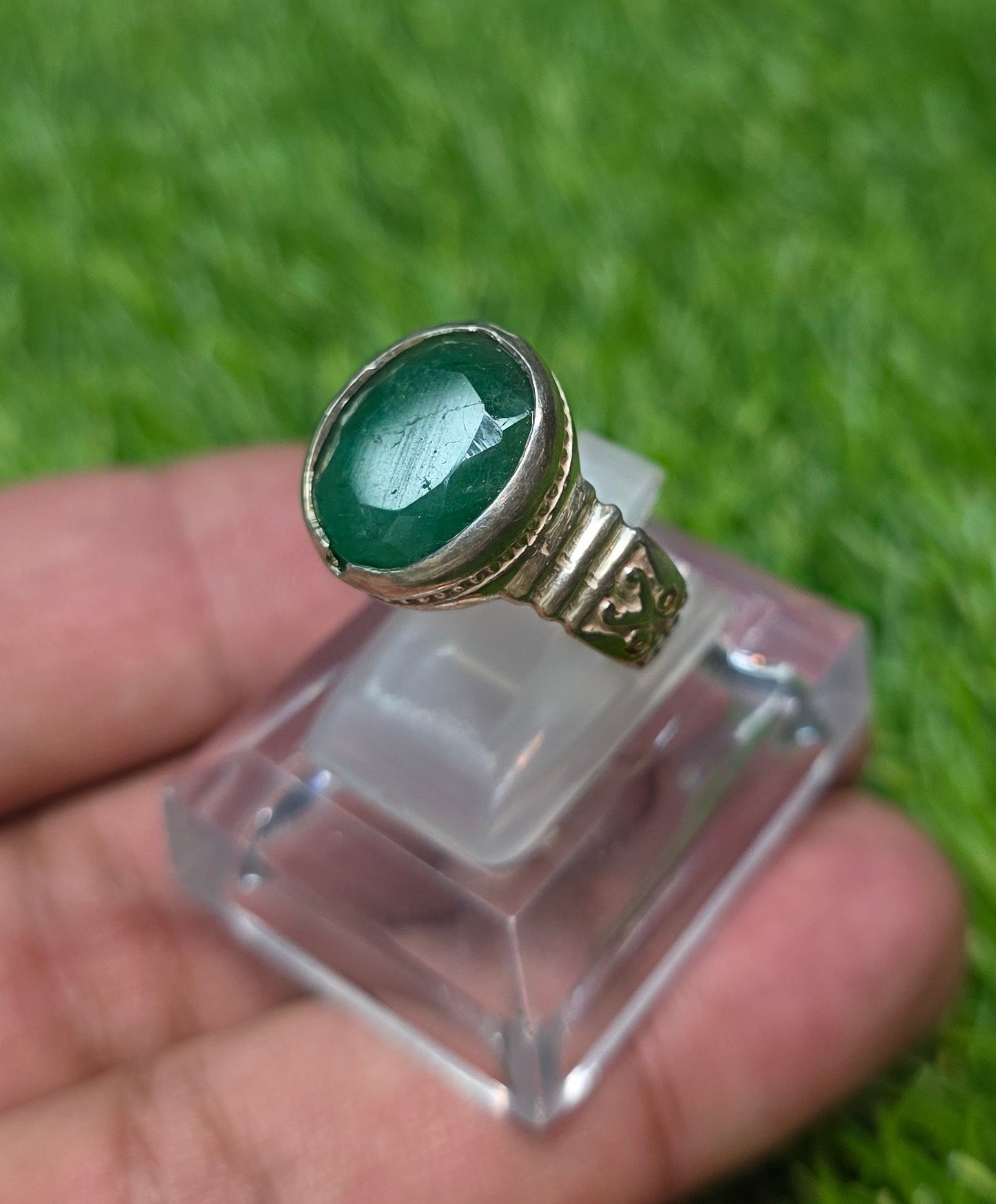 Premium Quality Zamurd Ring