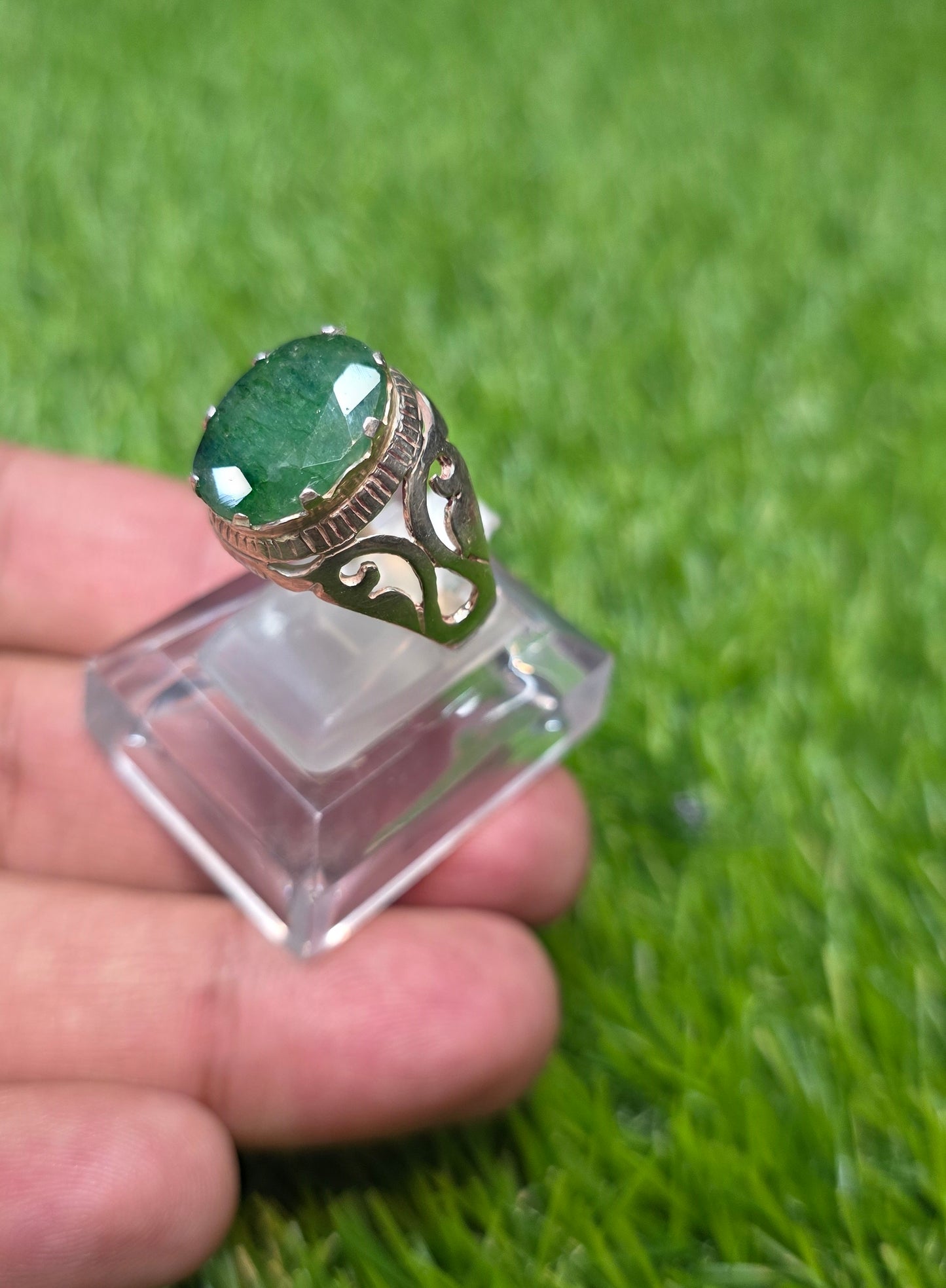 Premium Quality Zamurd Ring