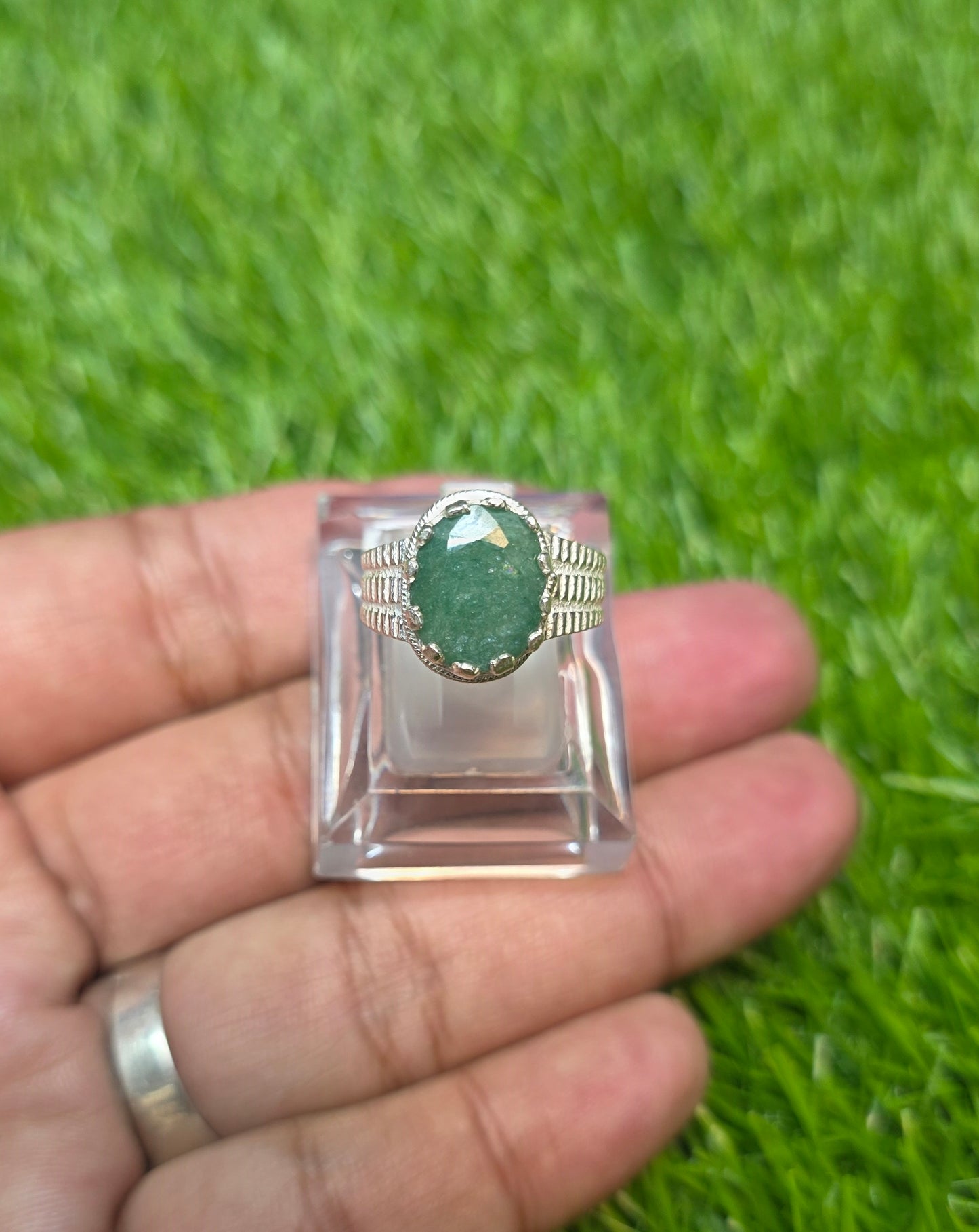 Premium Quality Zambia Zamurd Ring