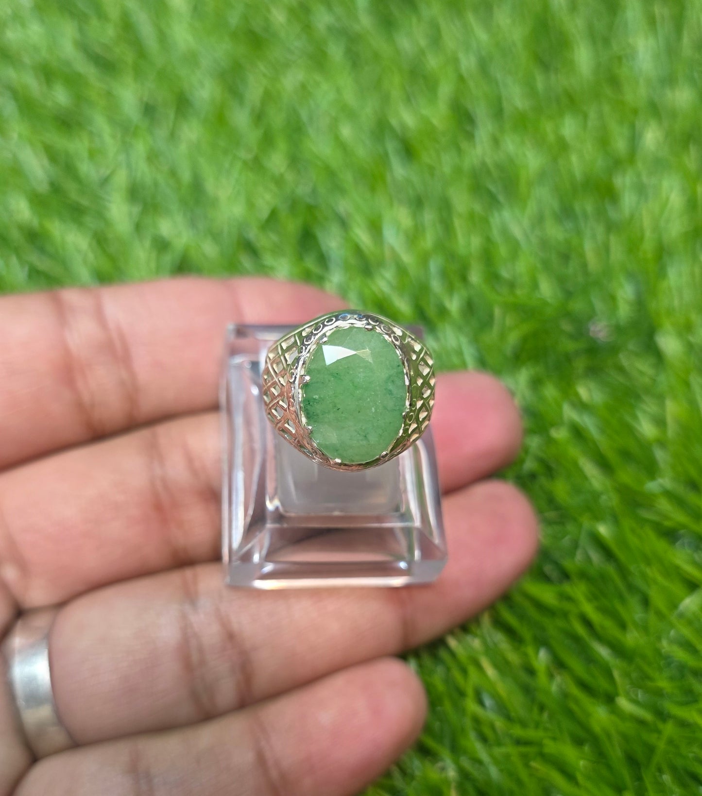 Premium Quality Zambia Zamurd Ring