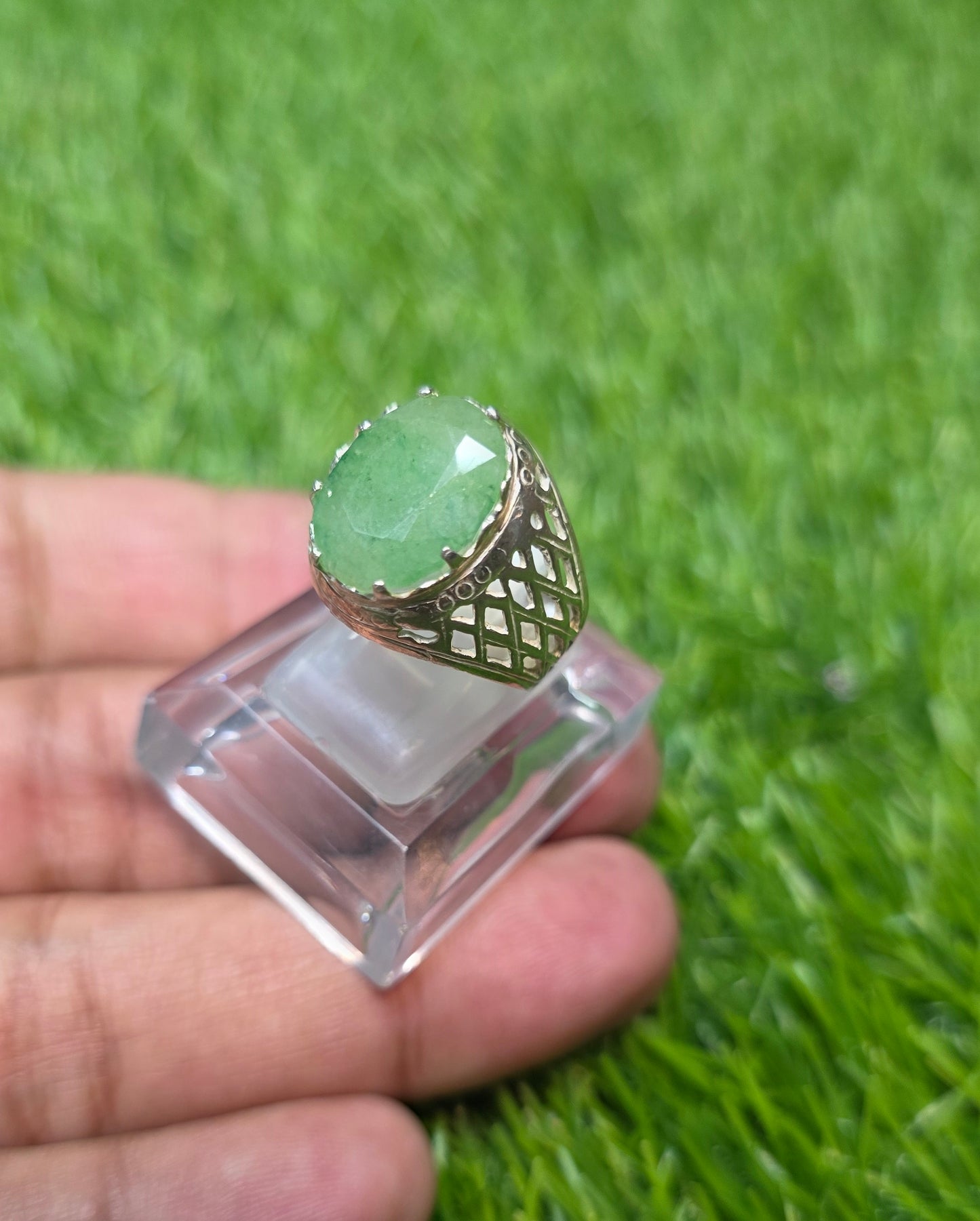 Premium Quality Zambia Zamurd Ring