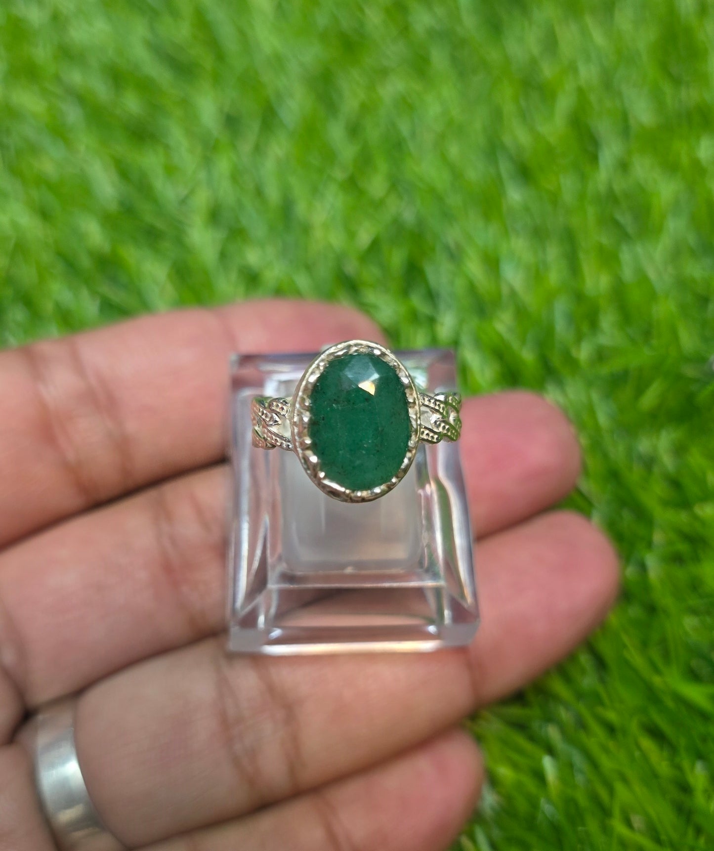 Premium Quality Zamurd Ring