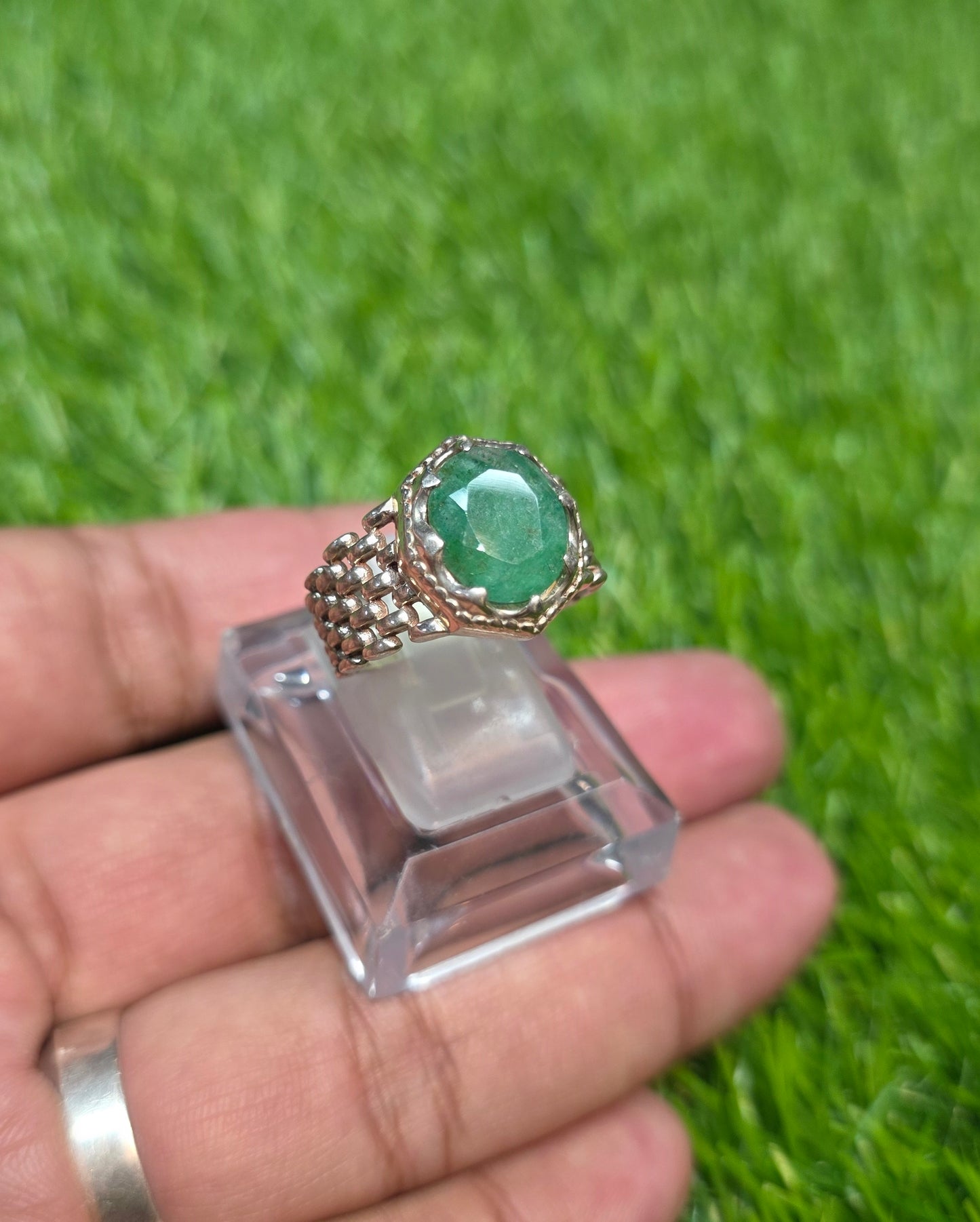Premium Quality Zambia Zamurd Ring