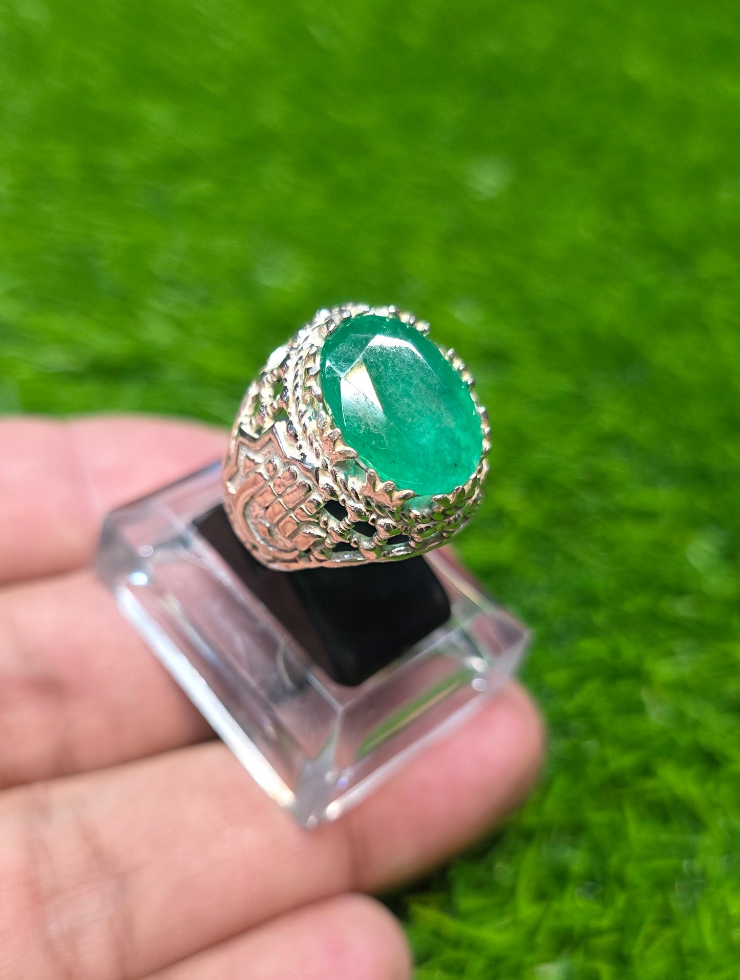 Premium Quality Zamurd Ring