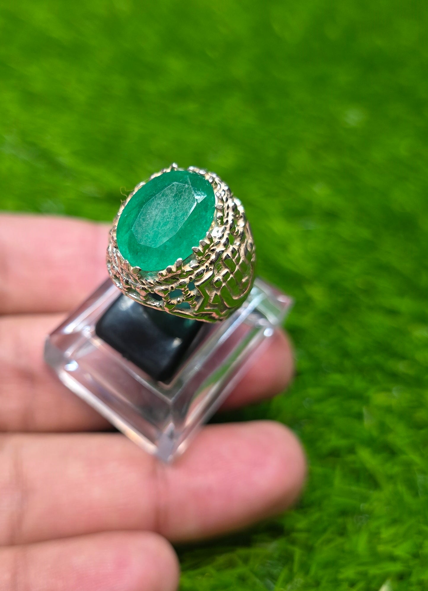 Premium Quality Zamurd Ring