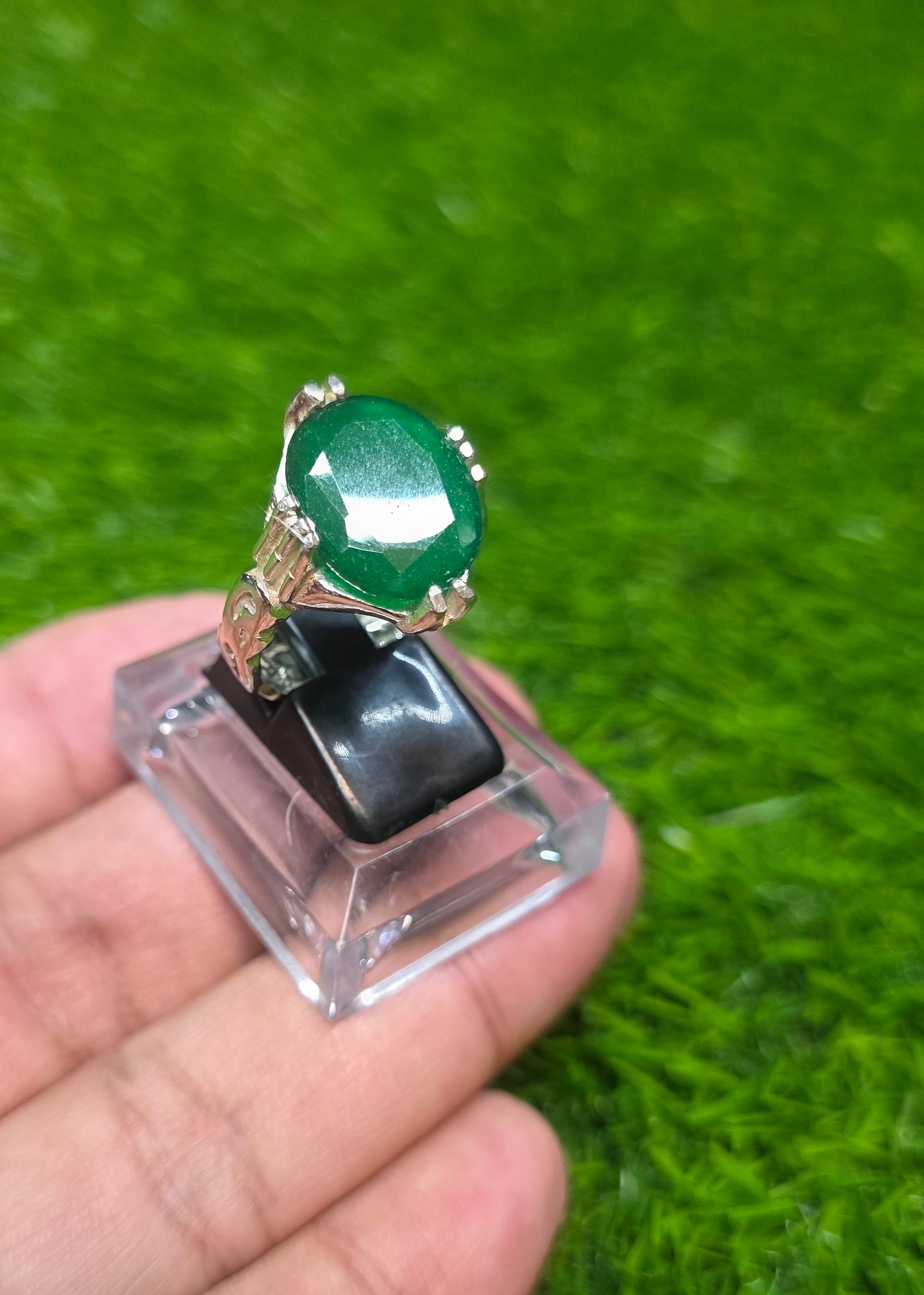 Premium Quality Zamurd Ring