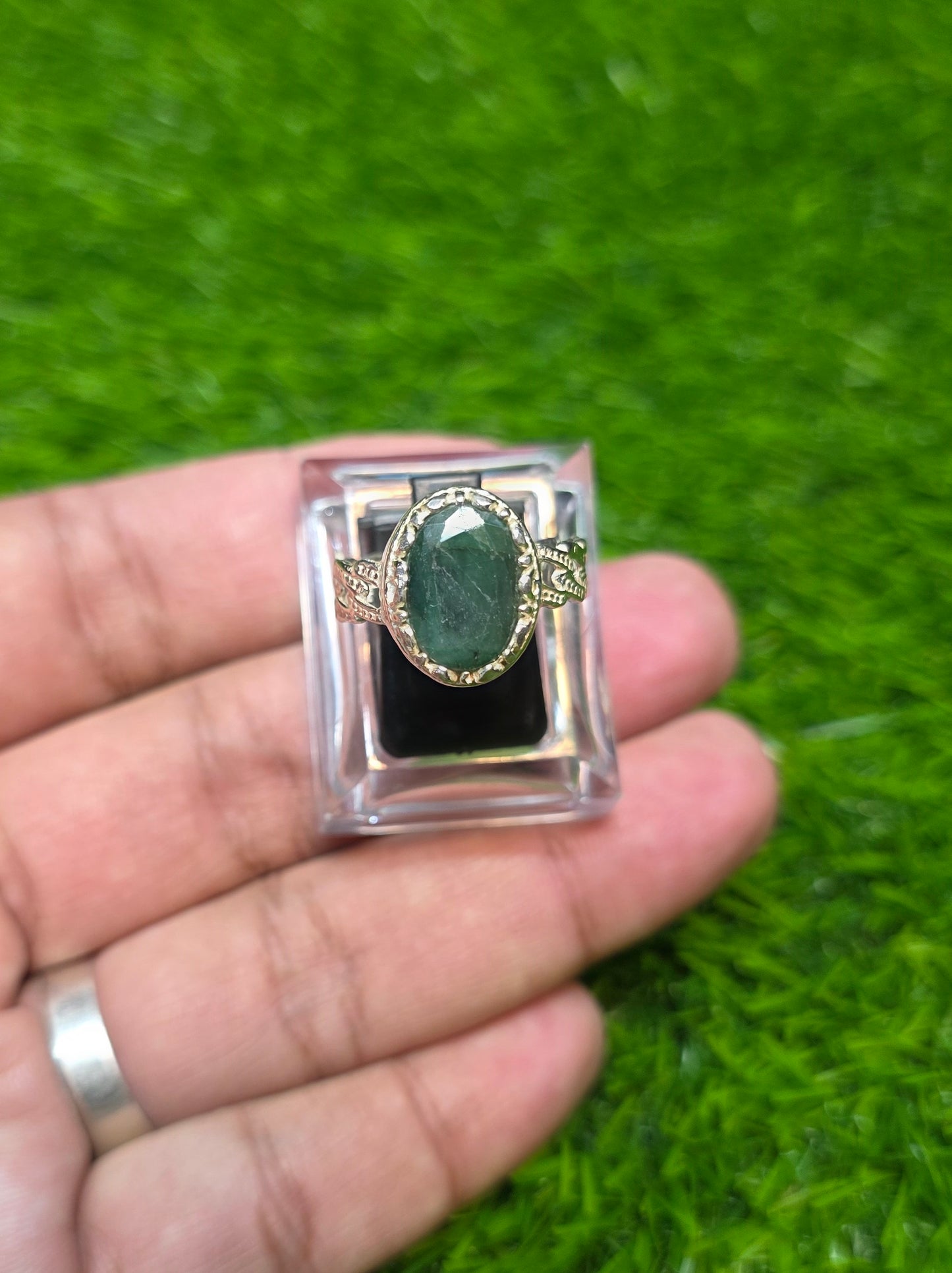Premium Quality Zamurd Ring