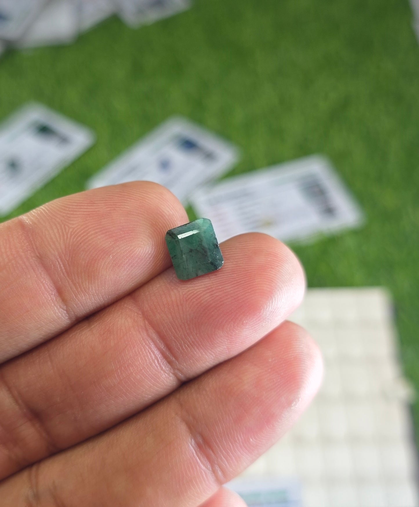Natural Zambia Zamurd Stone With Lab Certificate