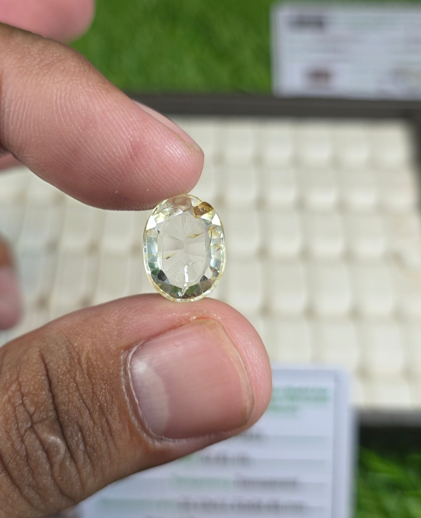 Natural White Pukhraj Stone With Lab Certificate