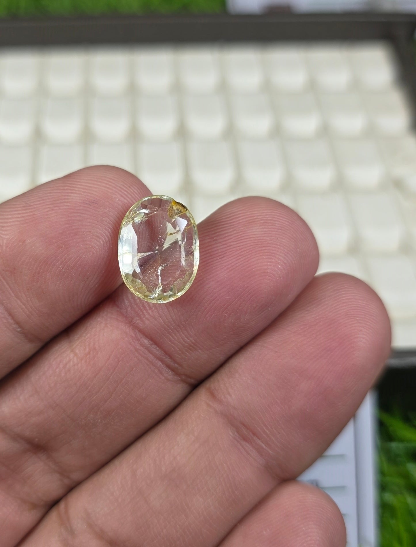 Natural White Pukhraj Stone With Lab Certificate