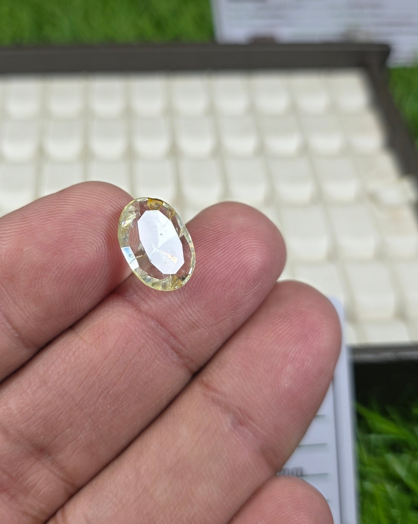 Natural White Pukhraj Stone With Lab Certificate