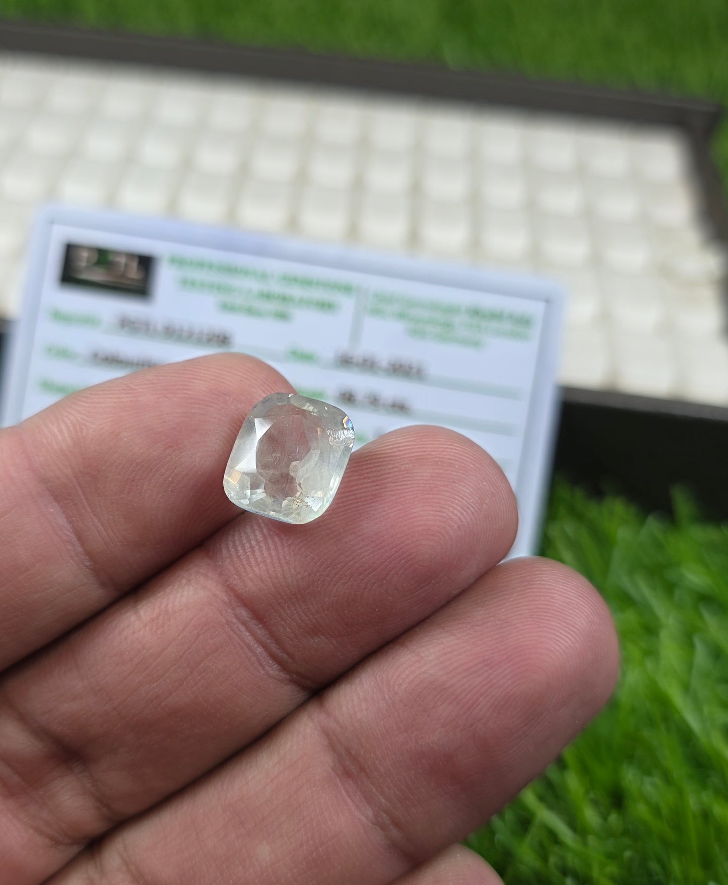 Natural White Pukhraj Stone With Lab Certificate