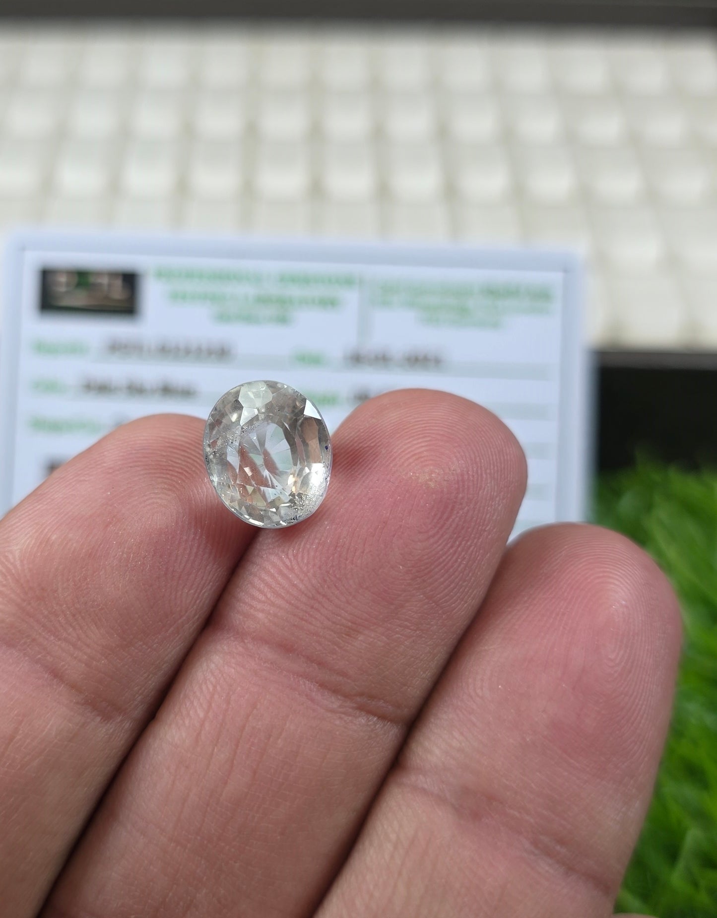Natural White Pukhraj Stone With Lab Certificate