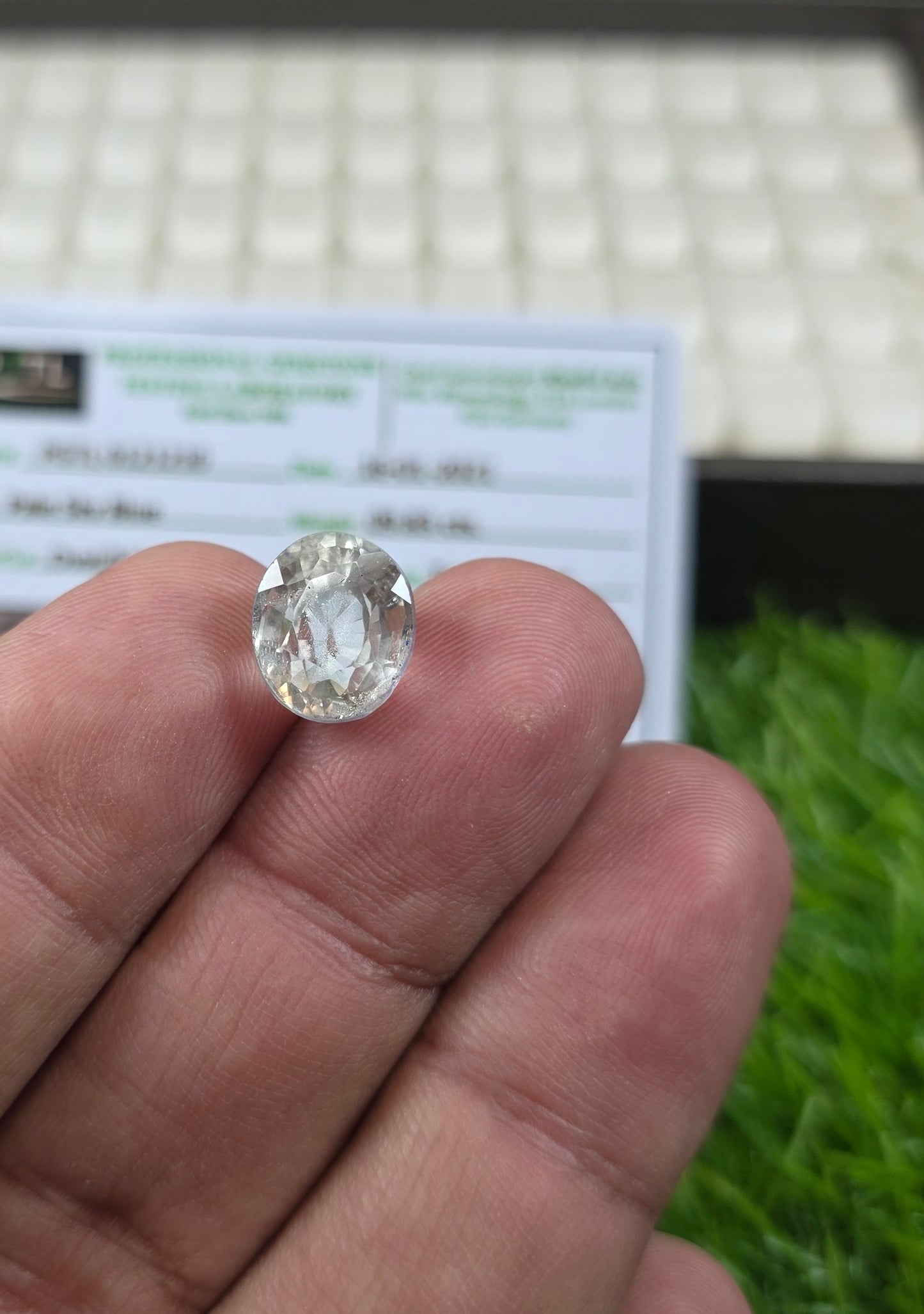 Natural White Pukhraj Stone With Lab Certificate