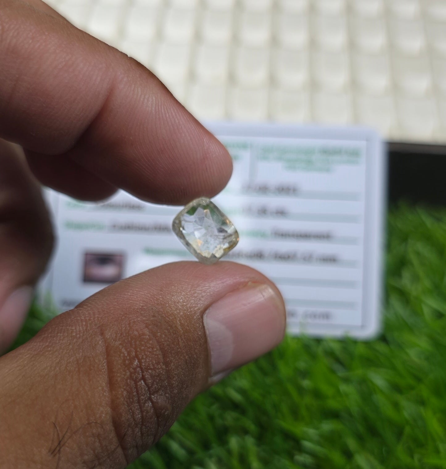 Natural White Pukhraj Stone With Lab Certificate