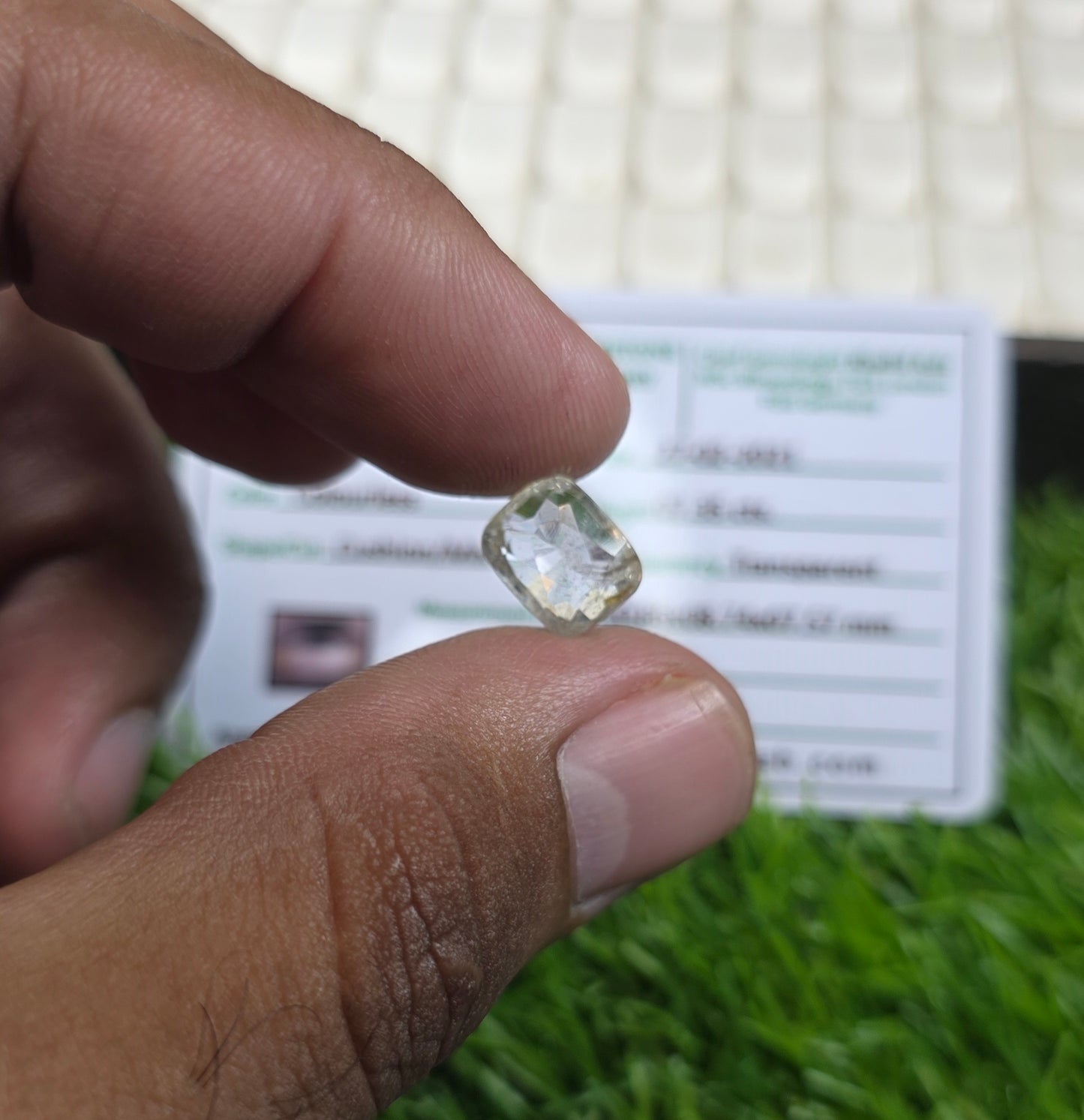 Natural White Pukhraj Stone With Lab Certificate
