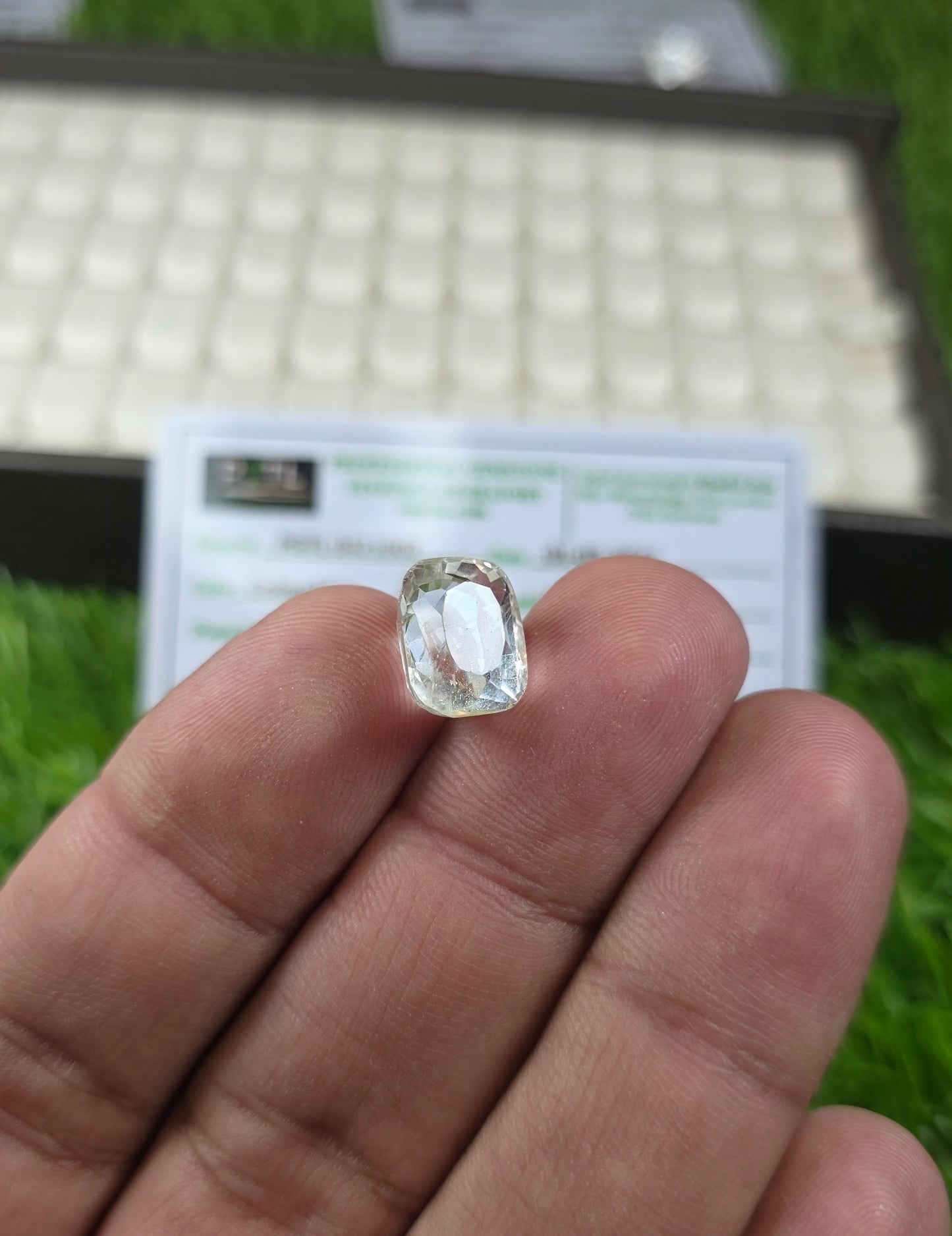 Natural White Pukhraj Stone With Lab Certificate
