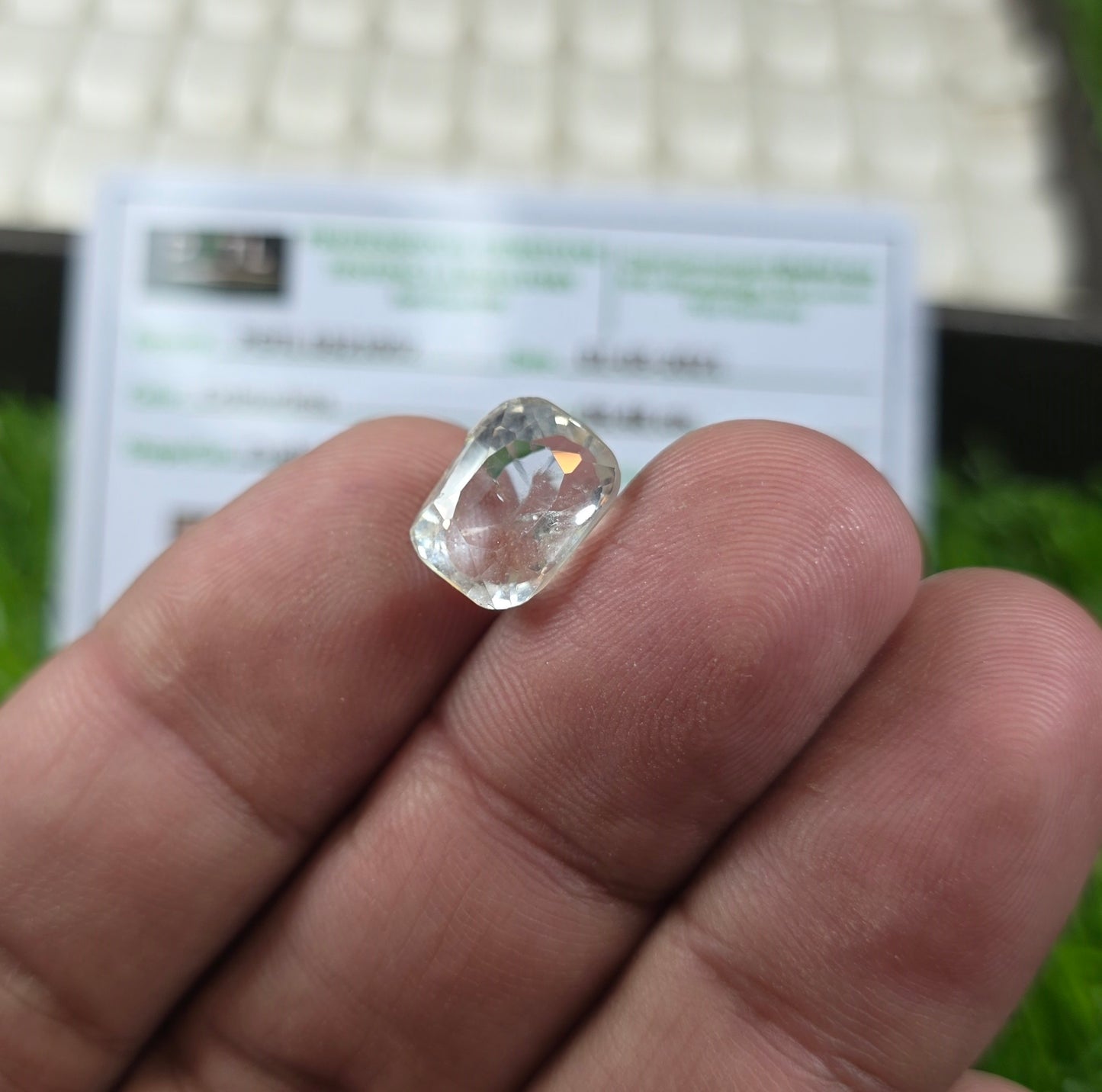 Natural White Pukhraj Stone With Lab Certificate