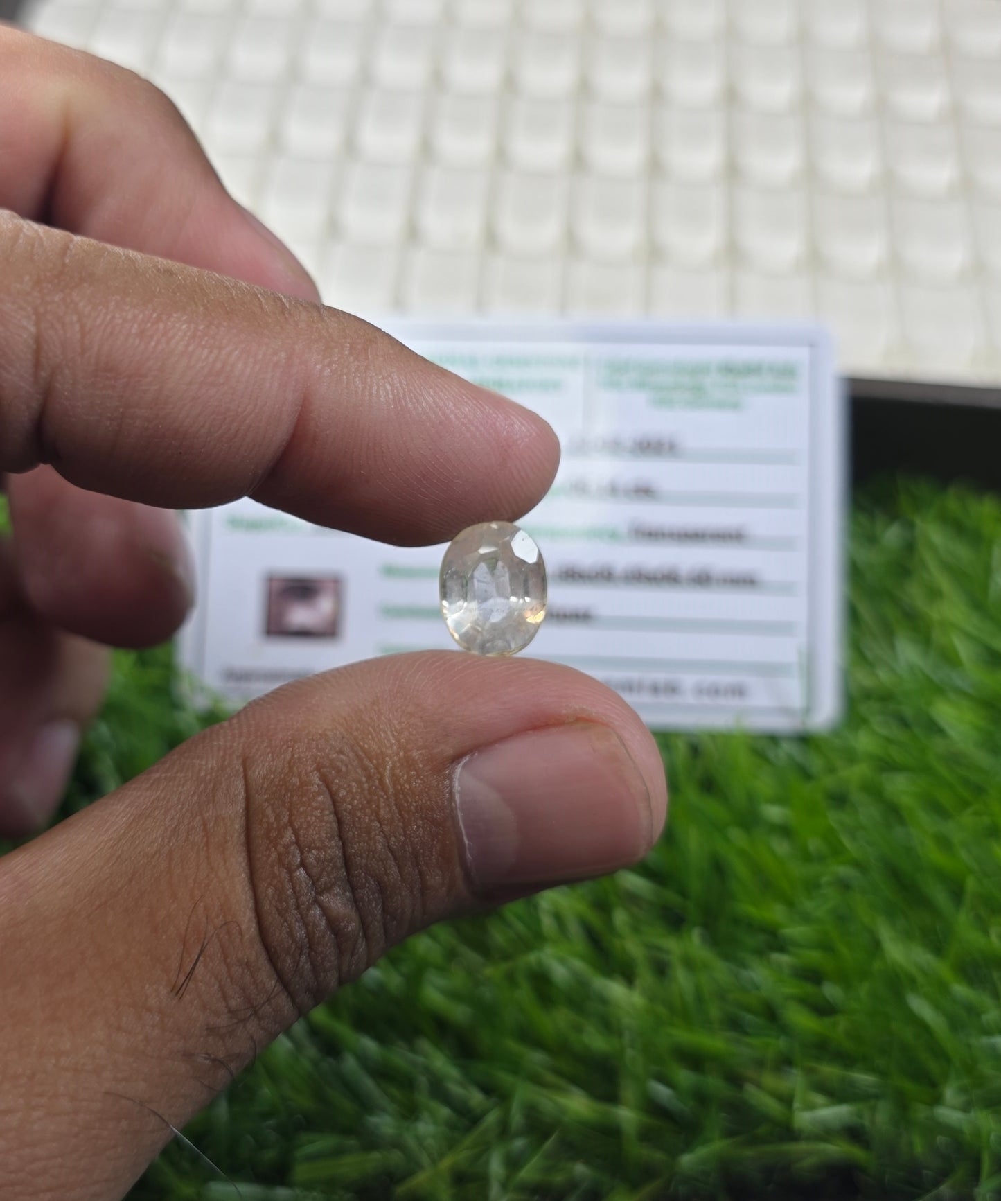 Natural White Pukhraj Stone With Lab Certificate