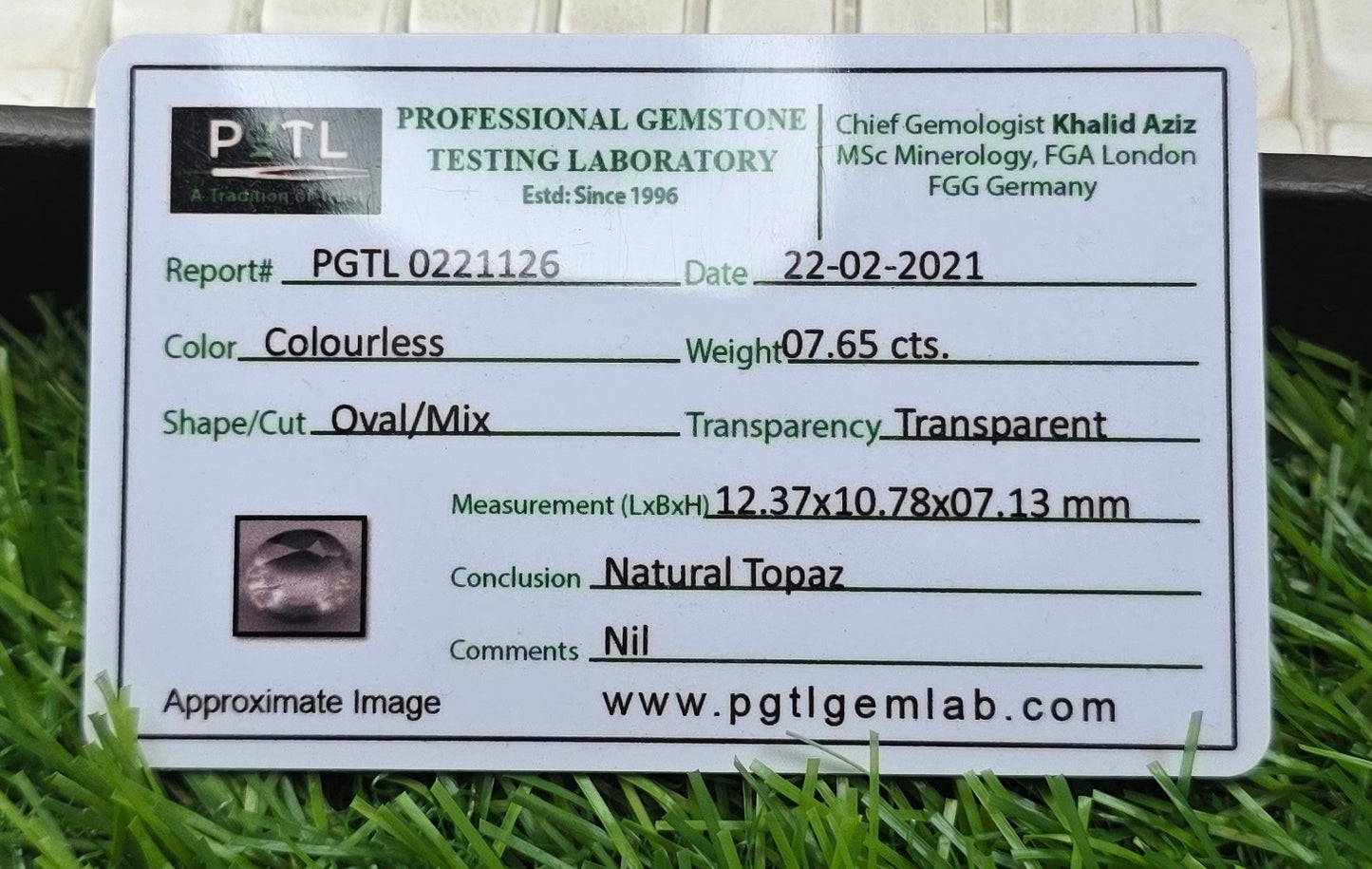Natural White Pukhraj Stone With Lab Certificate