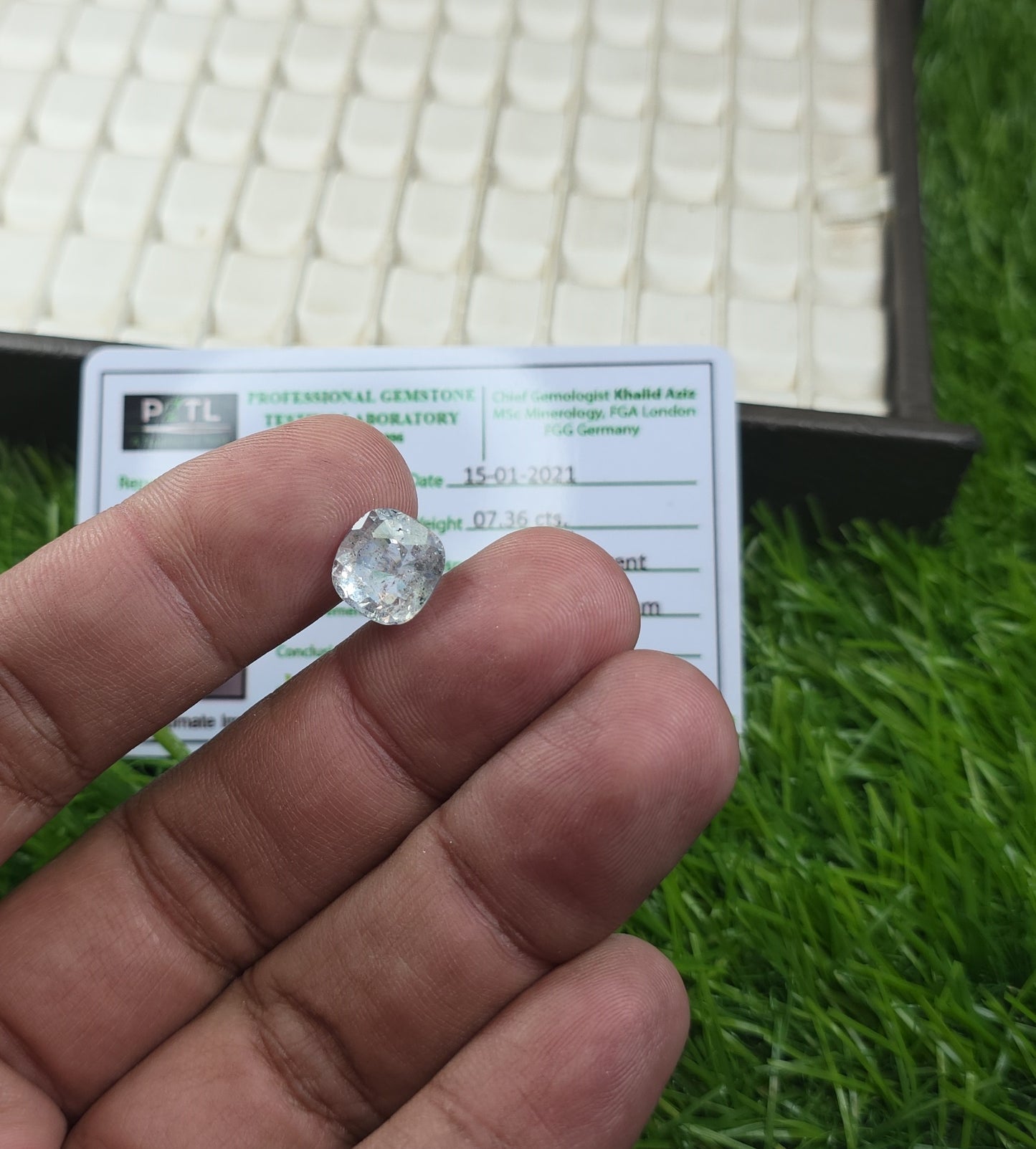 Natural White Pukhraj Stone With Lab Certificate