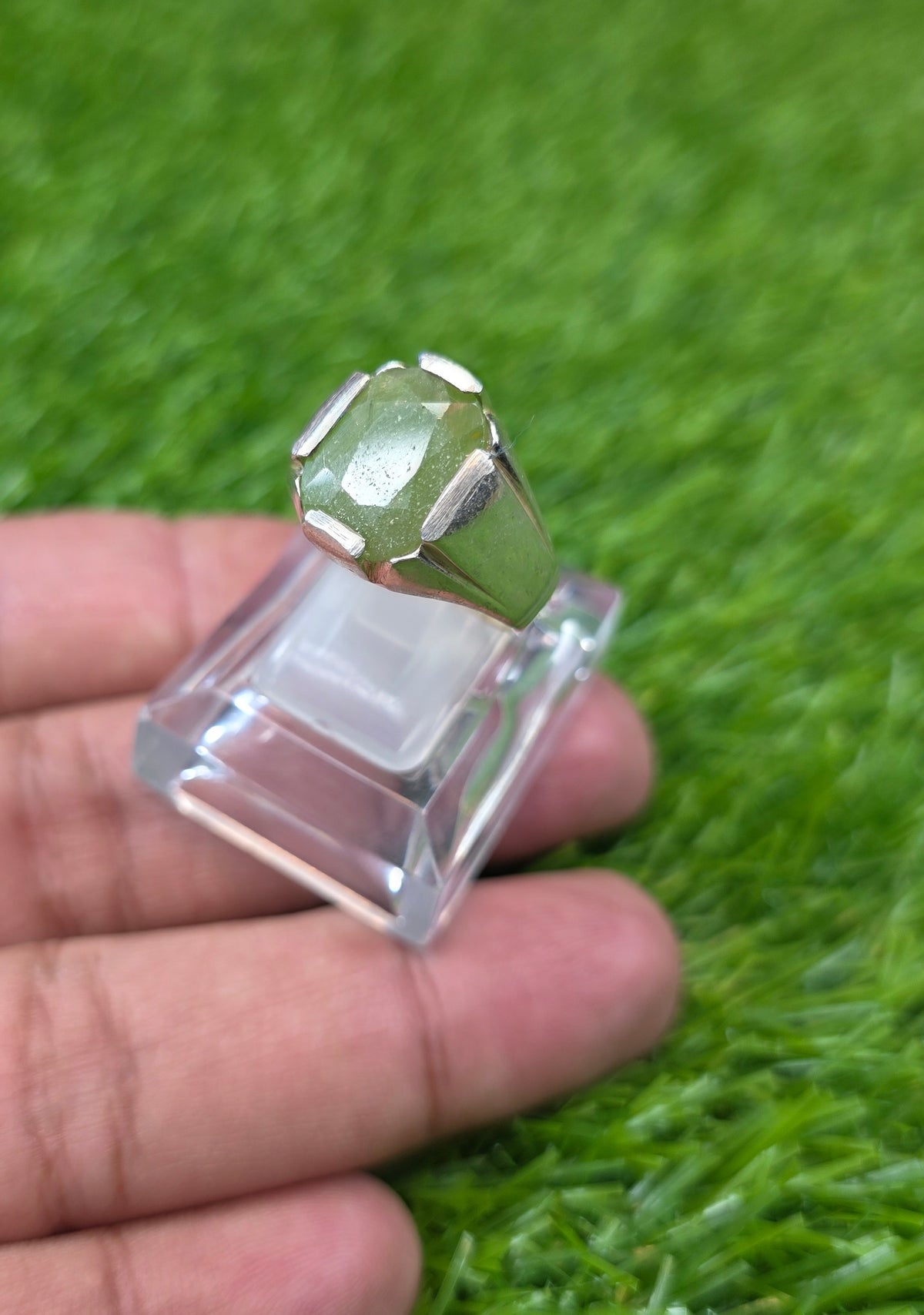 Premium Quality Peridot Ring