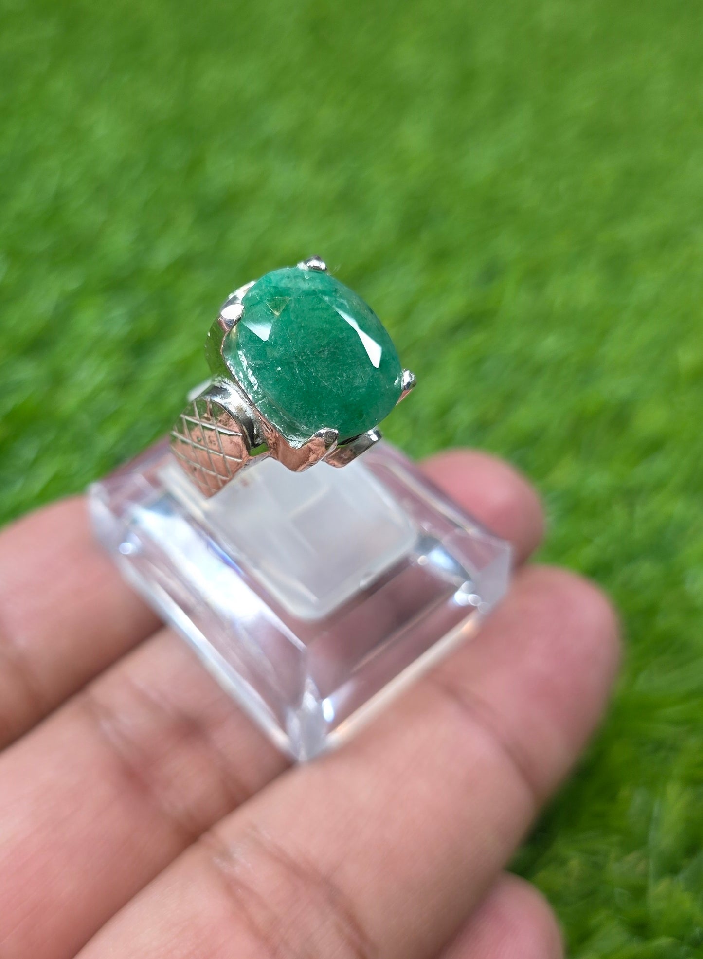 Premium Quality Zamurd Ring