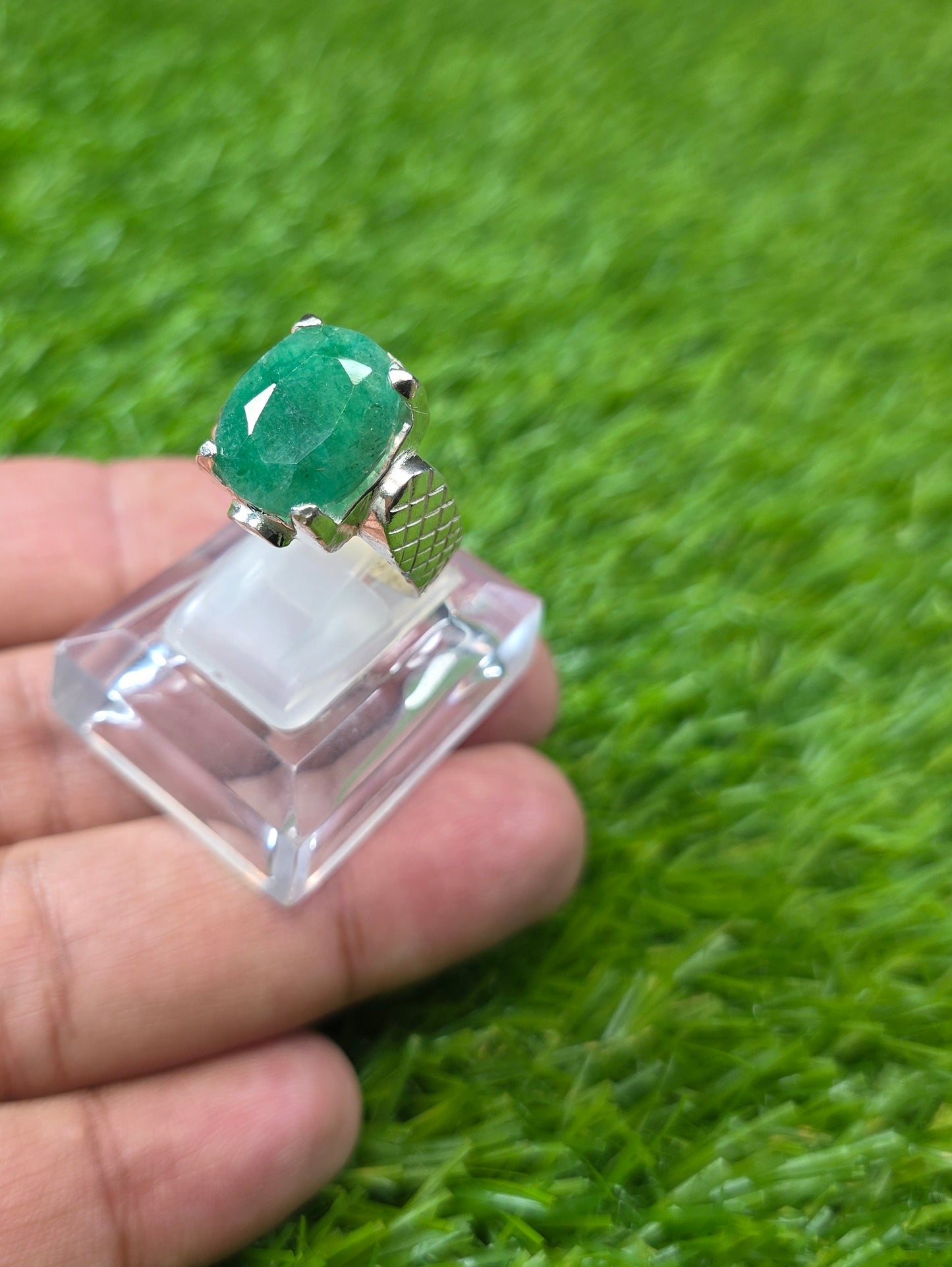Premium Quality Zamurd Ring