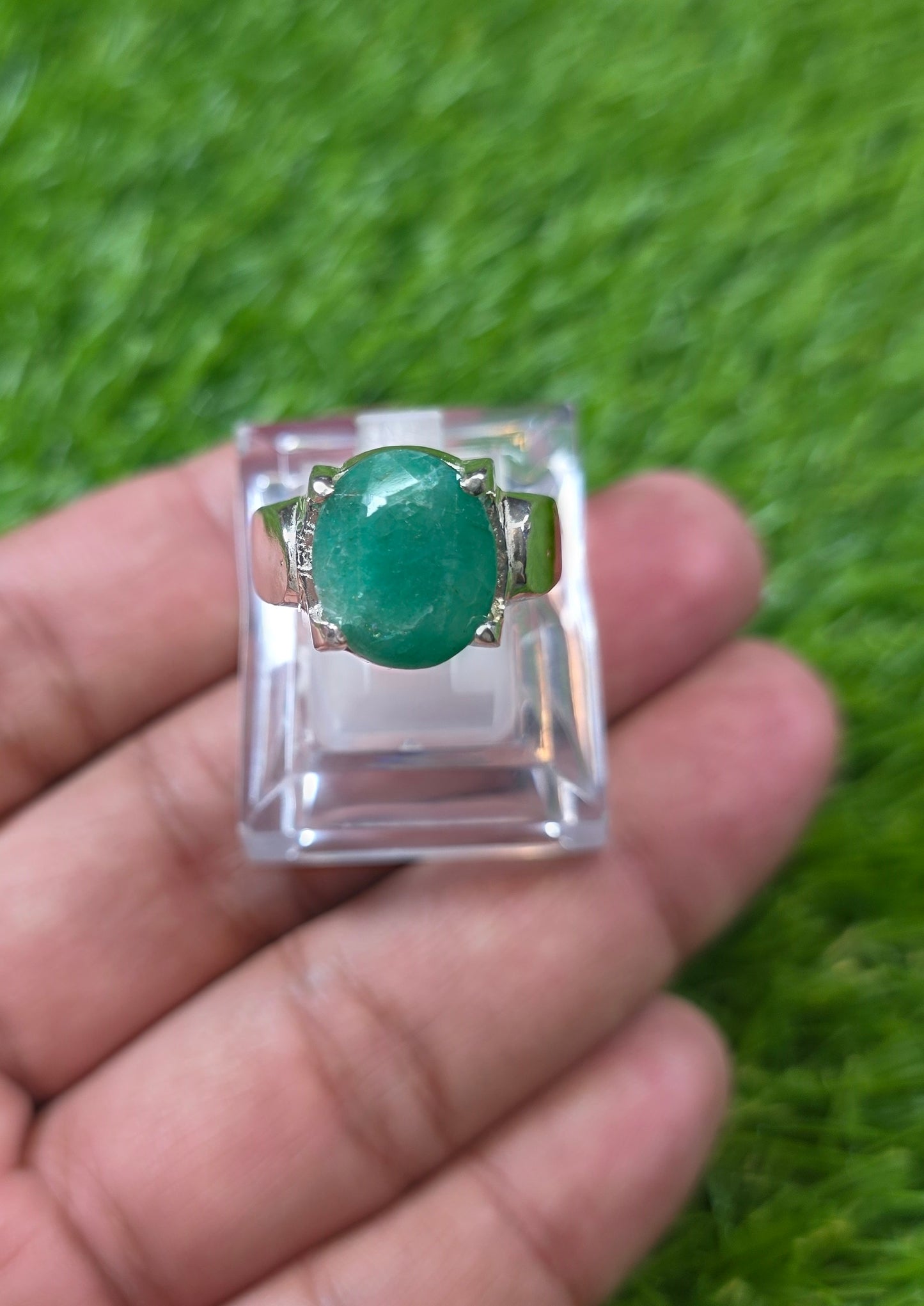 Premium Quality Zamurd Ring
