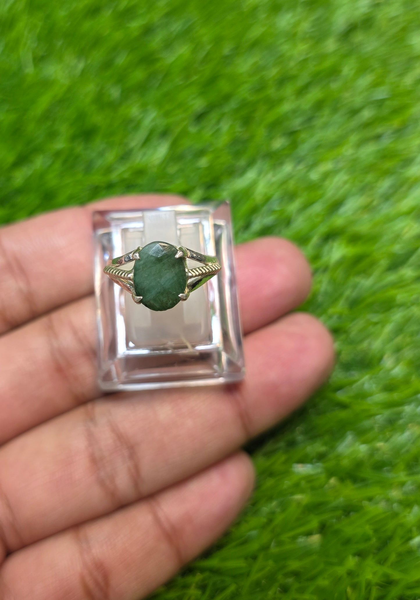 Premium Quality Zamurd Ring