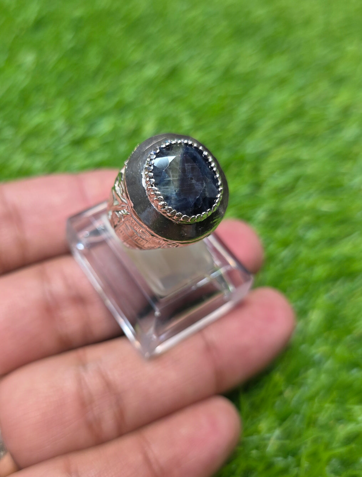 Premium Quality Kasmiri Neelam Ring